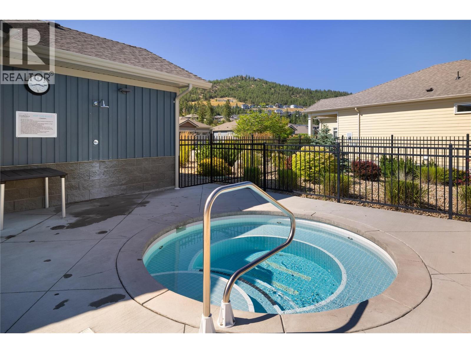  13008 GIBBONS Drive, Lake Country