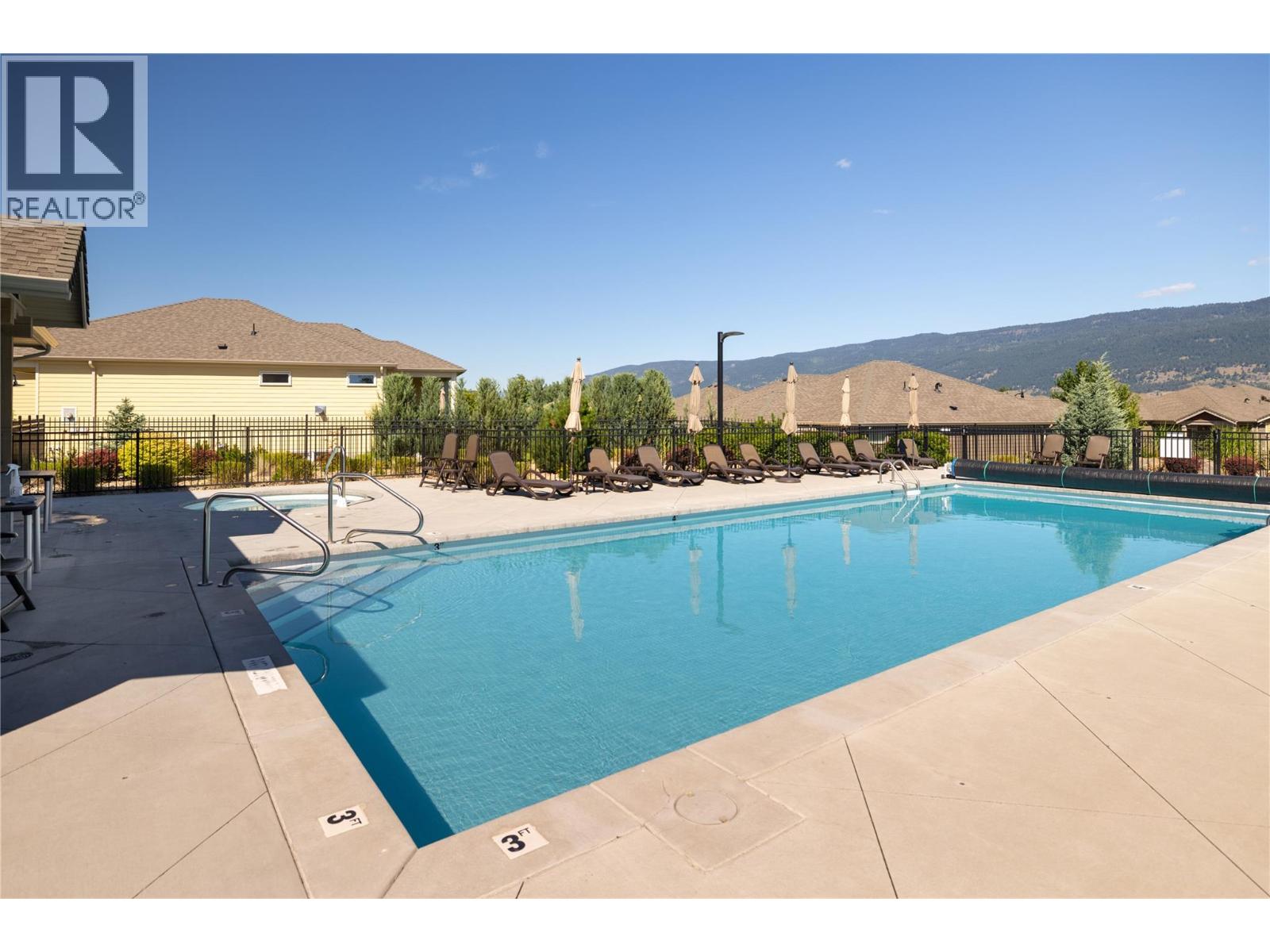  13008 GIBBONS Drive, Lake Country