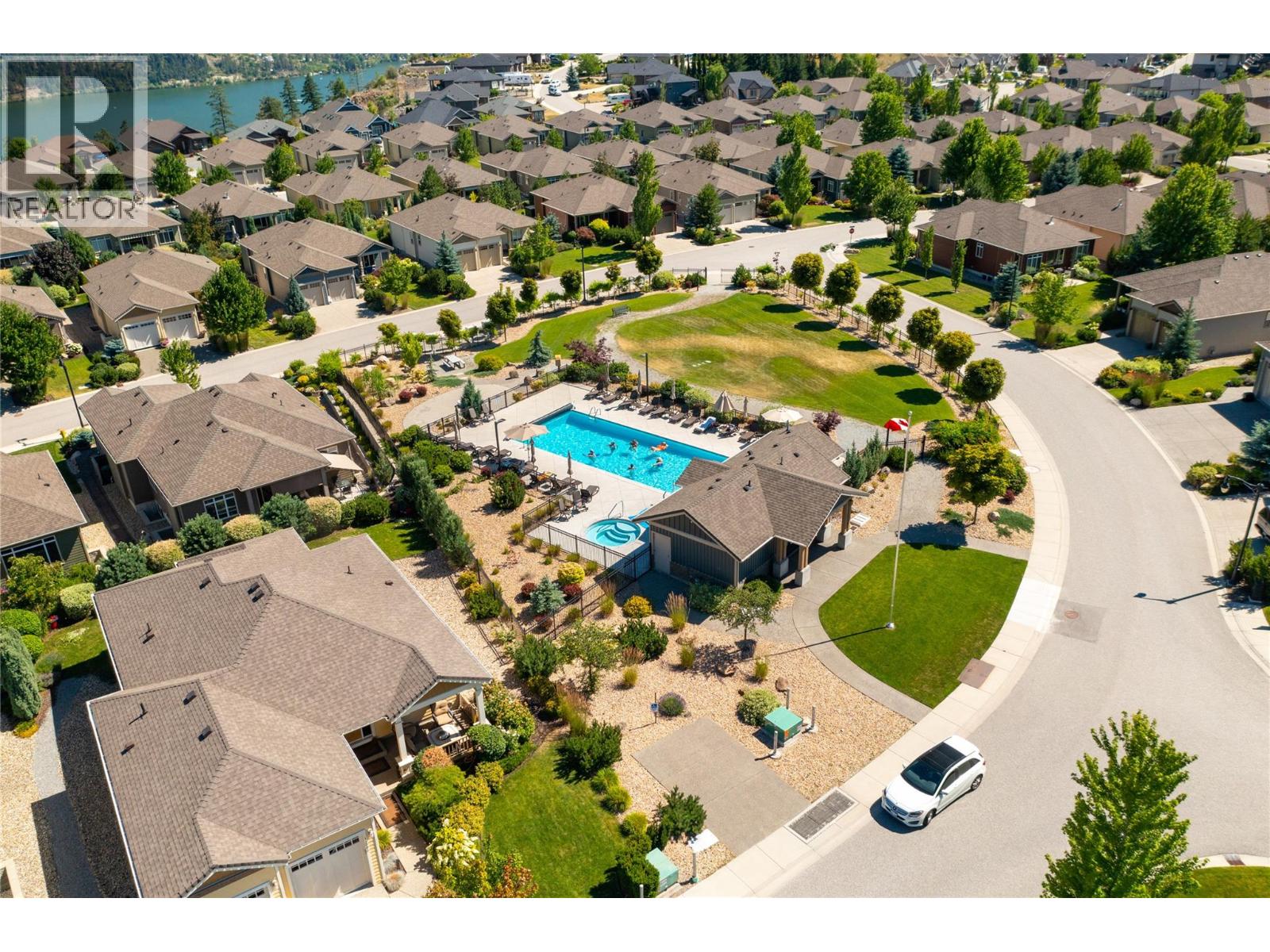  13008 GIBBONS Drive, Lake Country