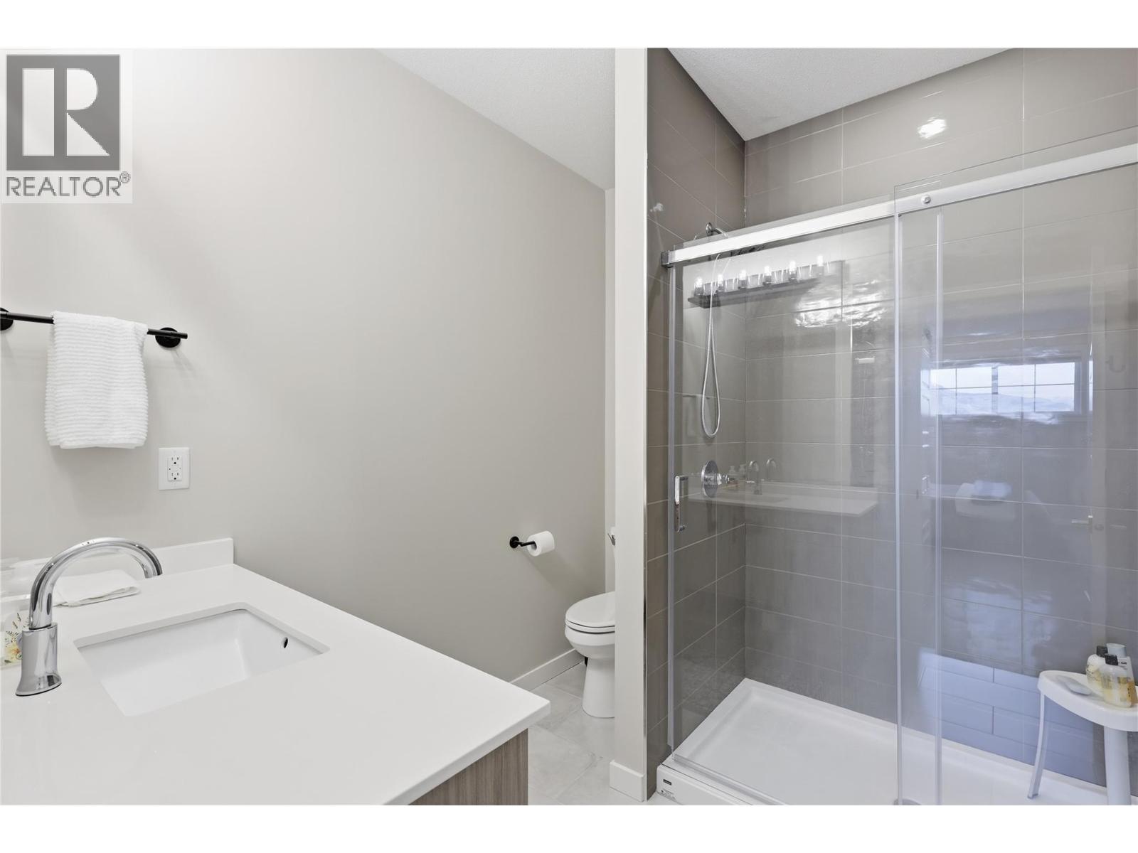 260 Rue Cheval Noir Unit# 14, Kamloops