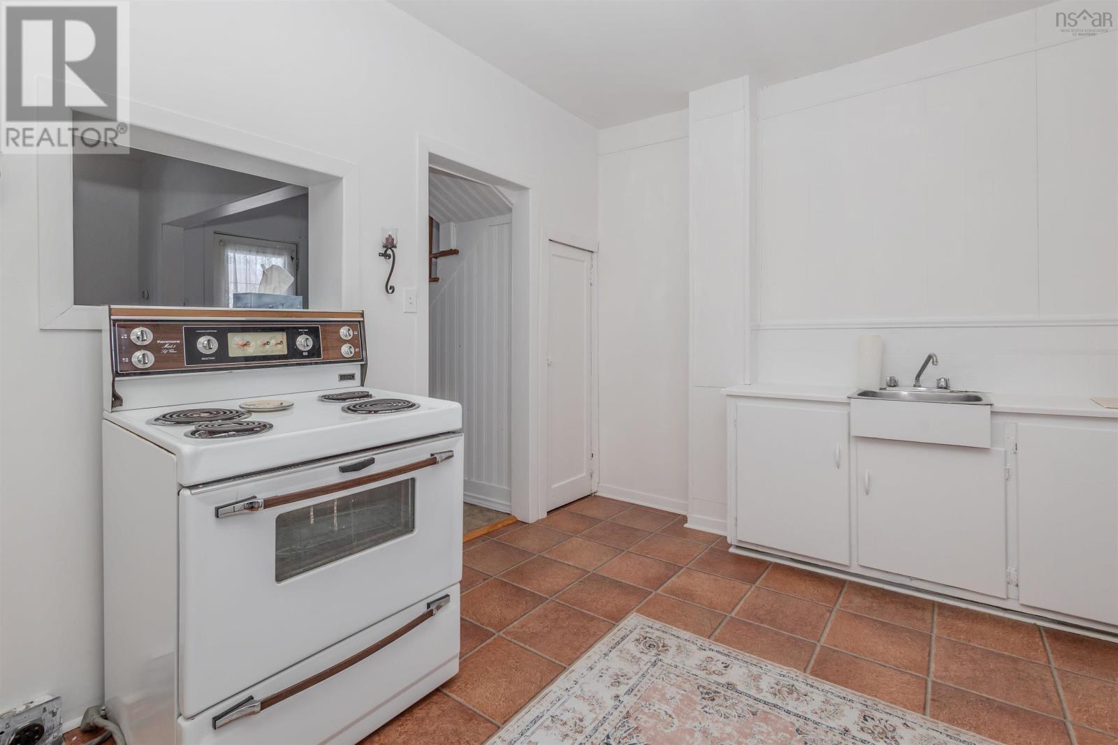 Property 25 of 41 of 192-194 Gatacre Street