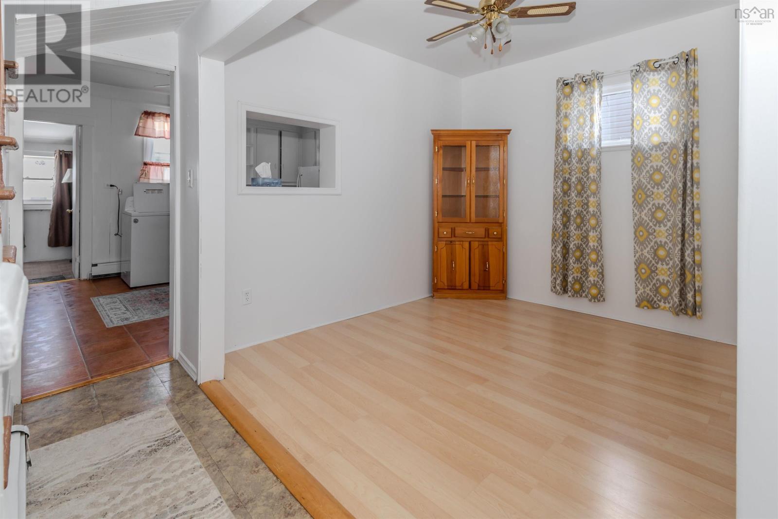 Property 27 of 41 of 192-194 Gatacre Street