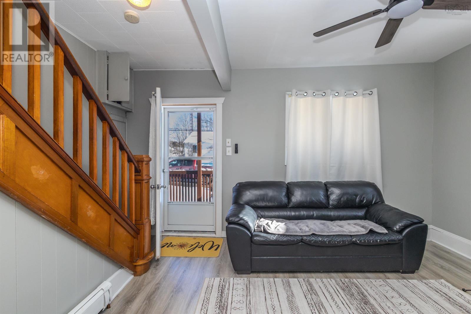 Property 7 of 41 of 192-194 Gatacre Street