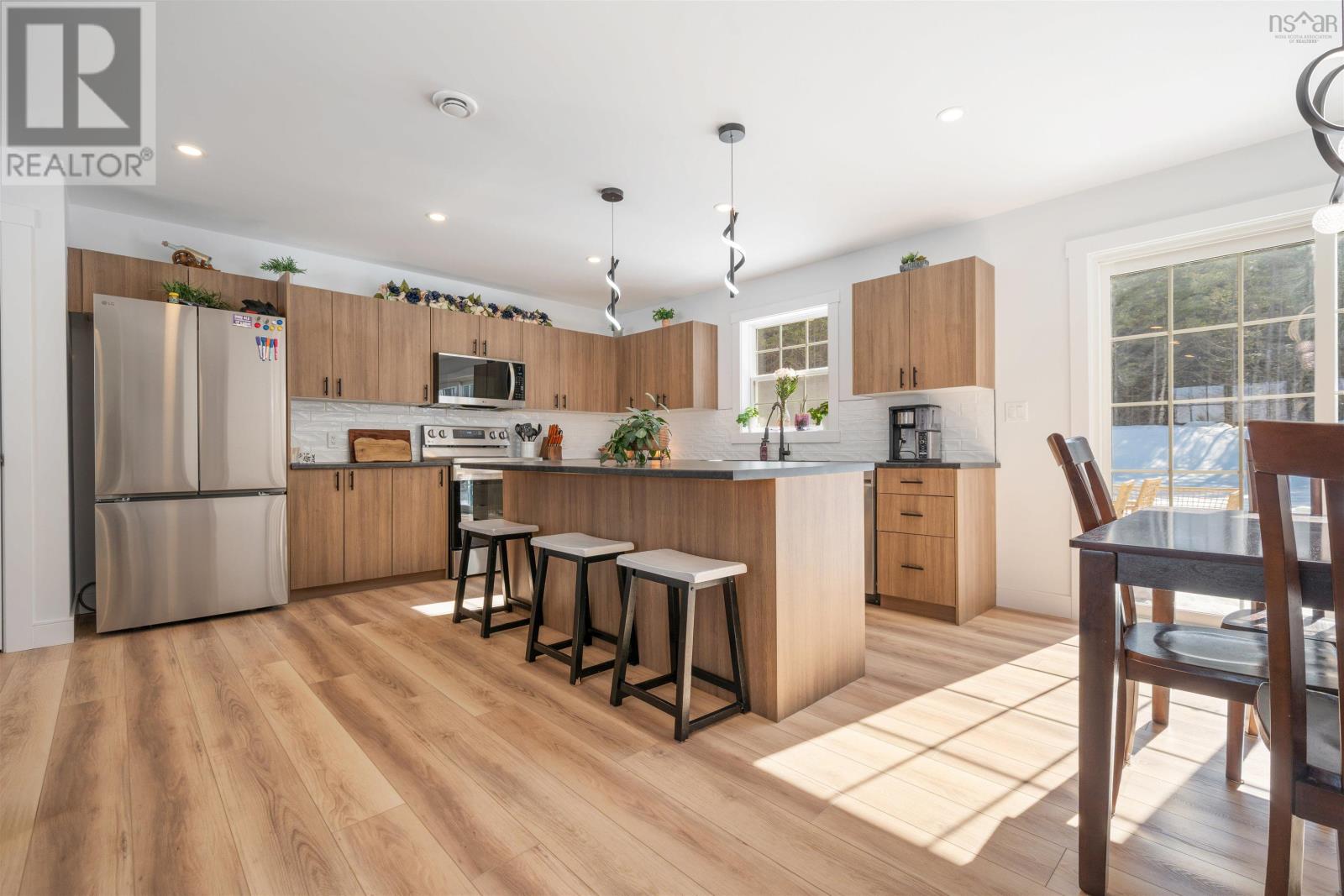 Property 11 of 34 of 420 Lays Lake Road