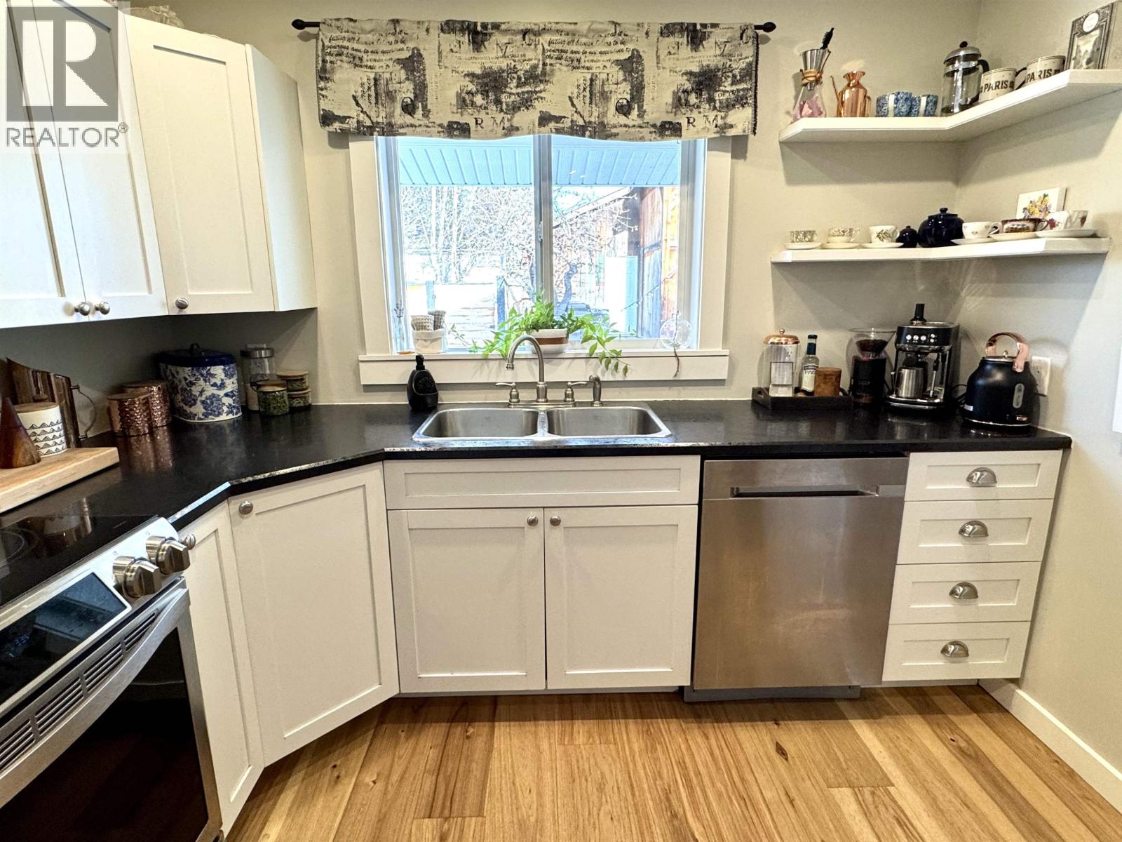 3936 1ST Avenue, Smithers