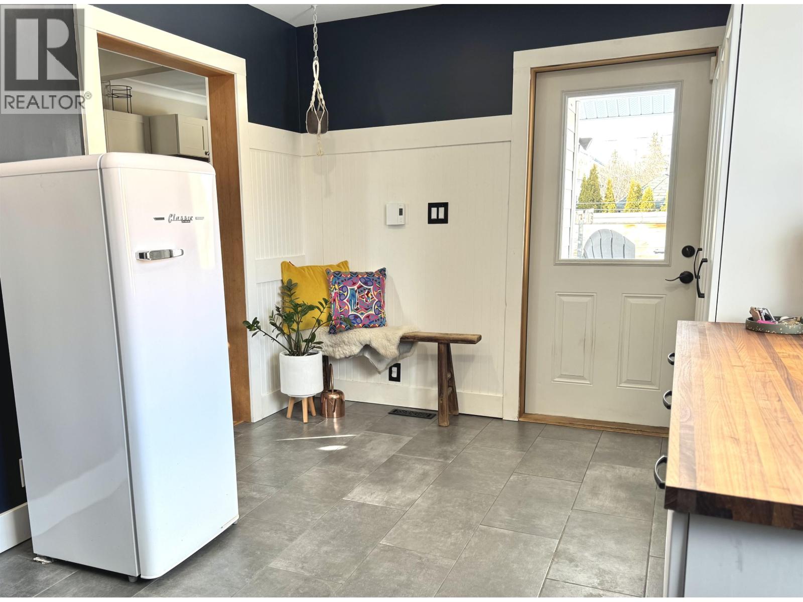 3936 1ST Avenue, Smithers