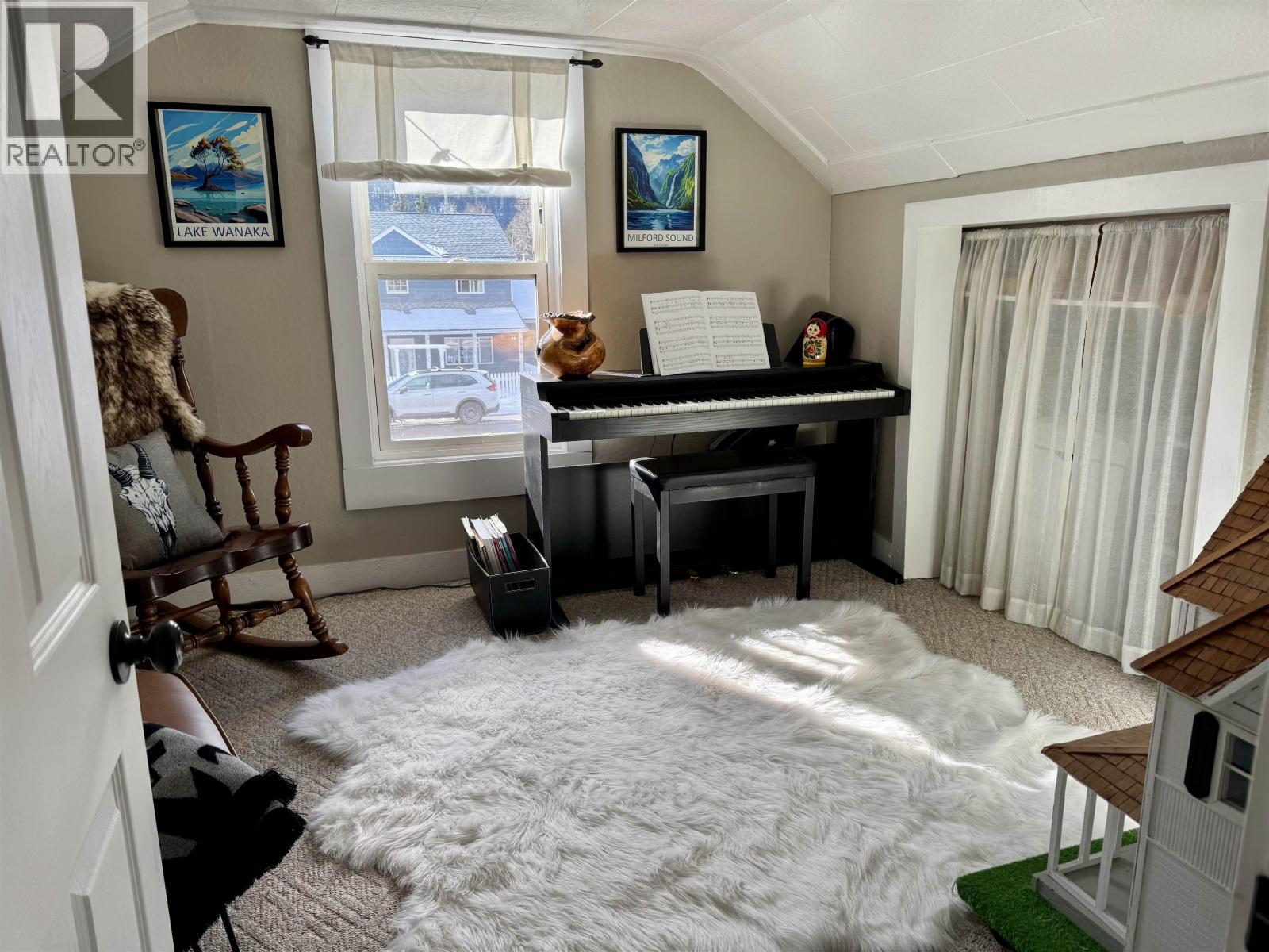 3936 1ST Avenue, Smithers