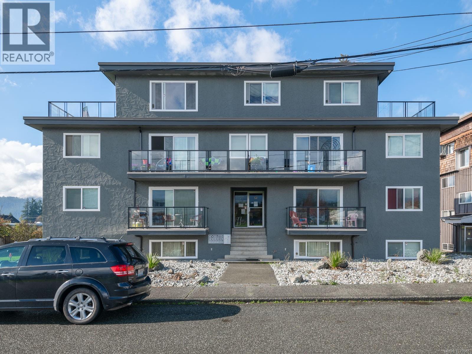 4028 7th Ave - 1
