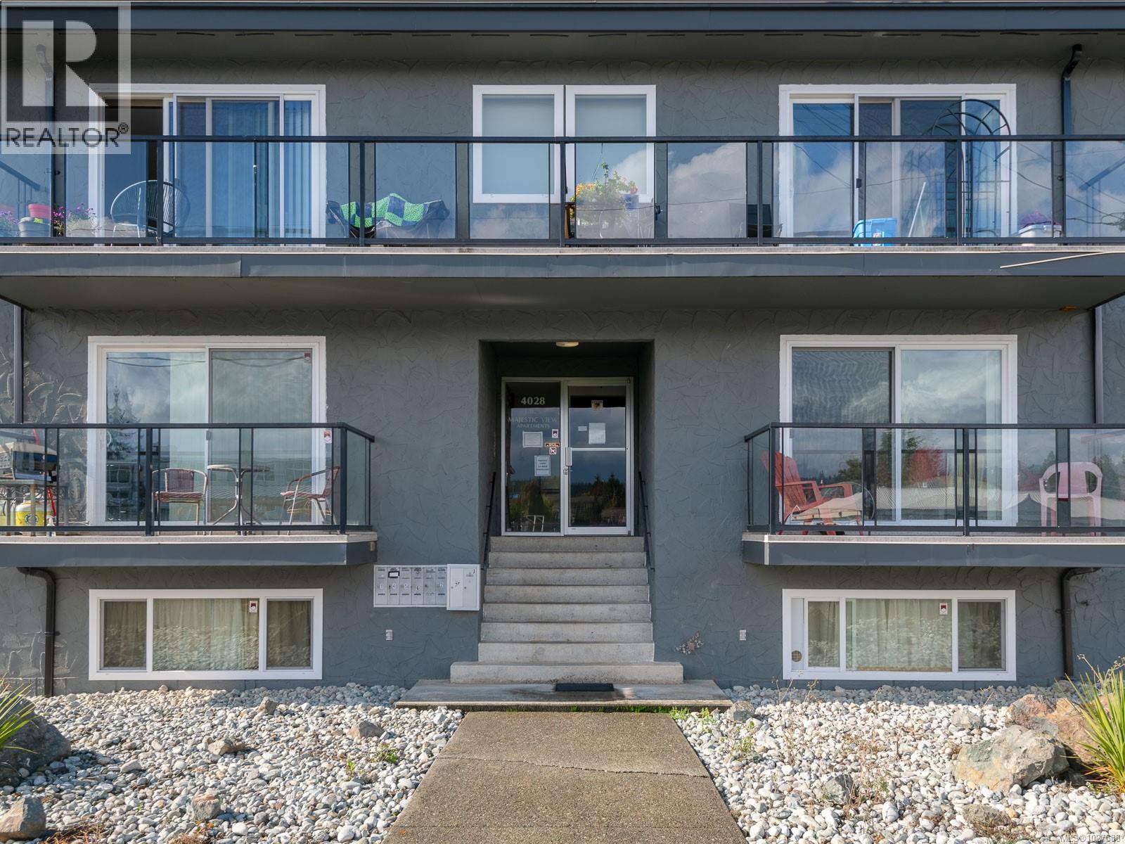 4028 7th Ave - 2
