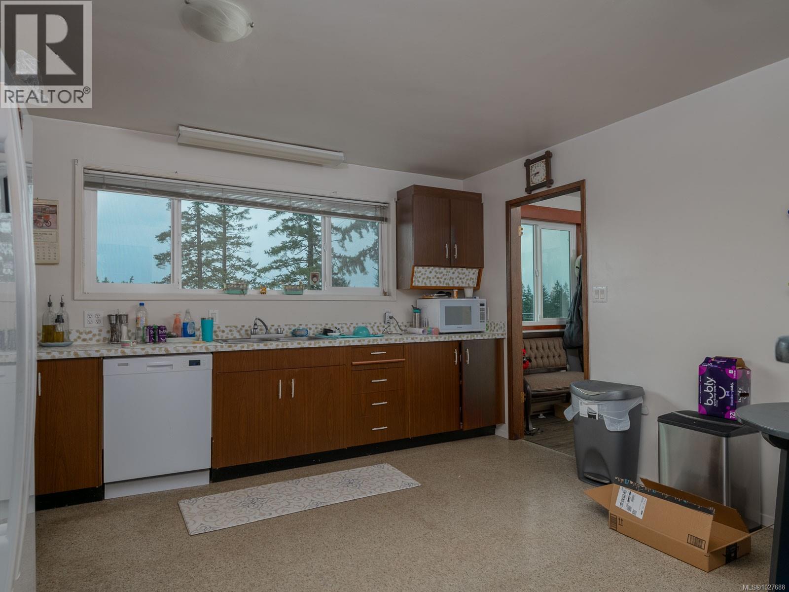 4028 7th Ave - 4