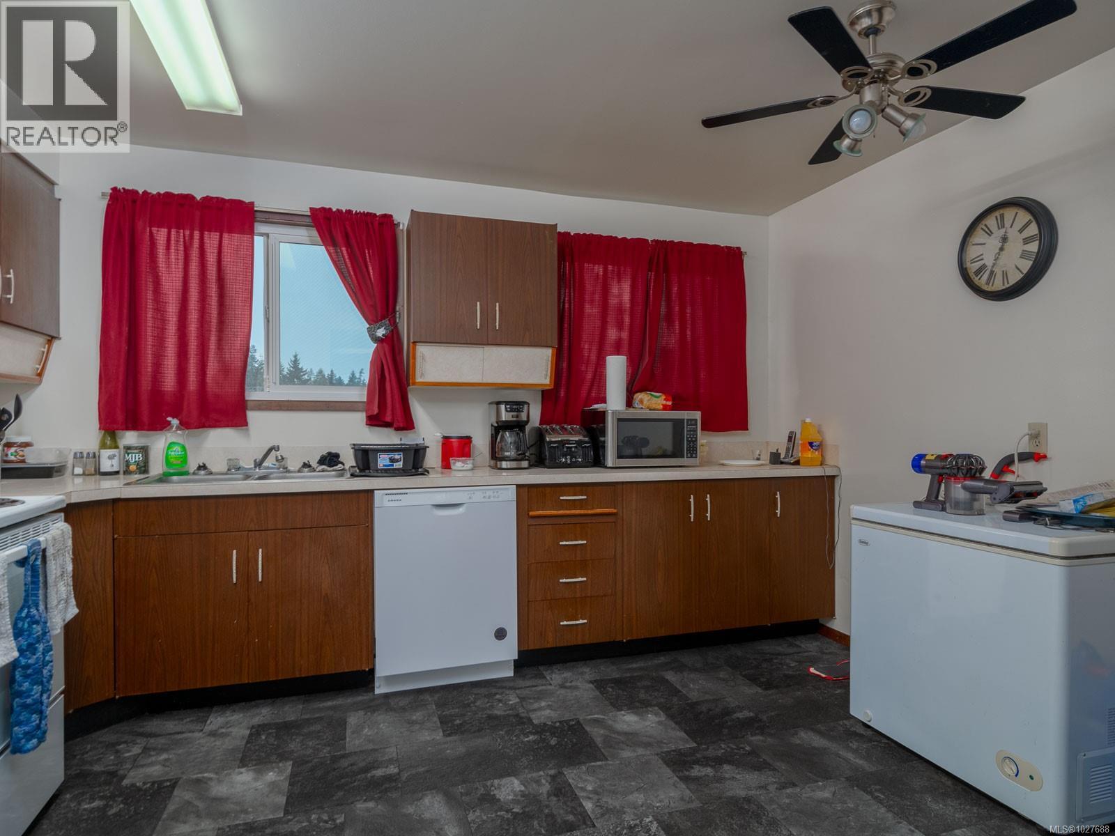 4028 7th Ave - 40