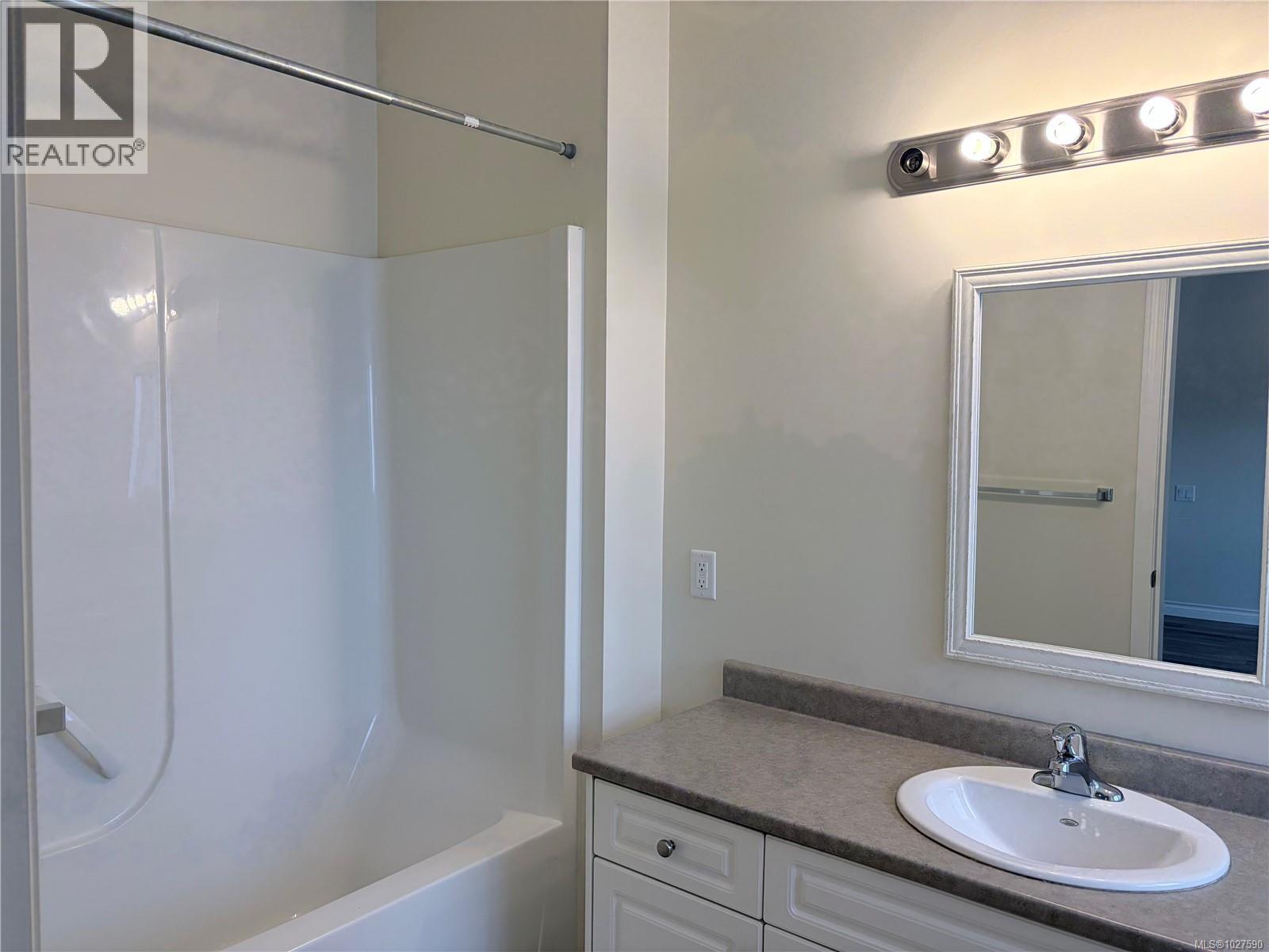 401 Cambie Rd - 14