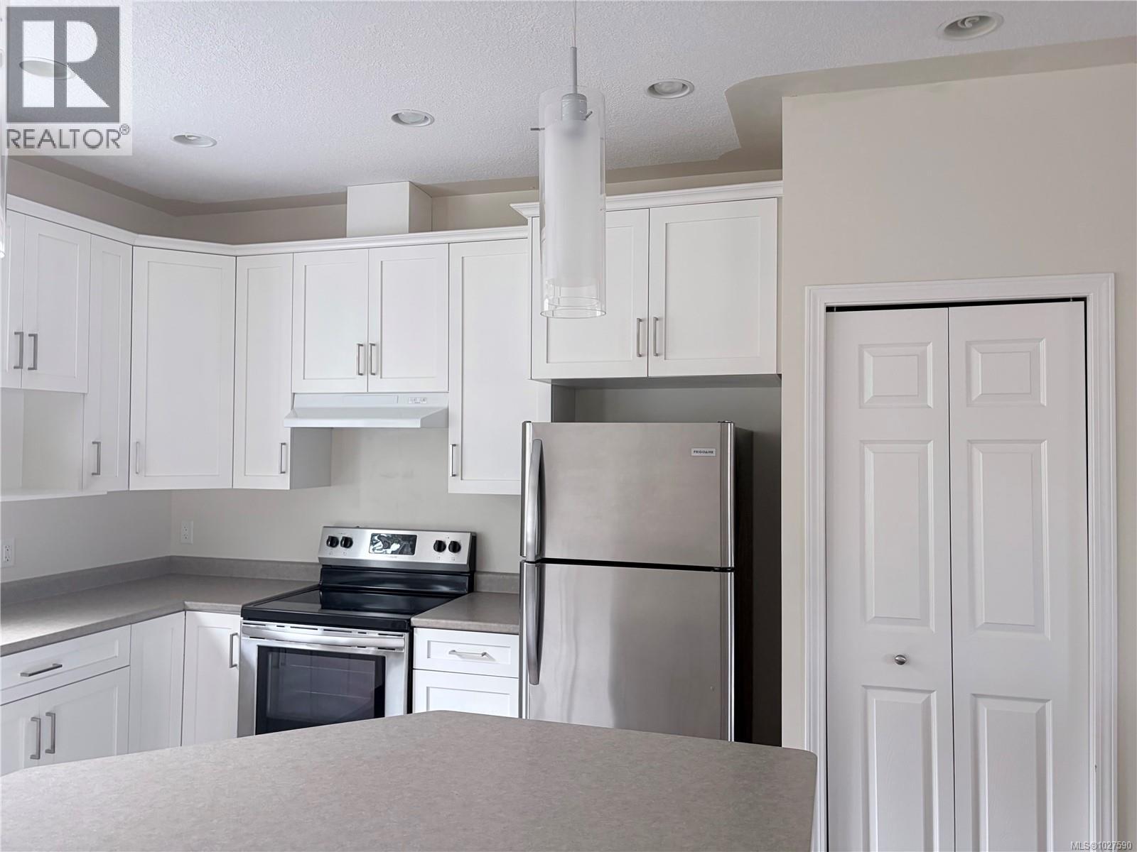 401 Cambie Rd - 5