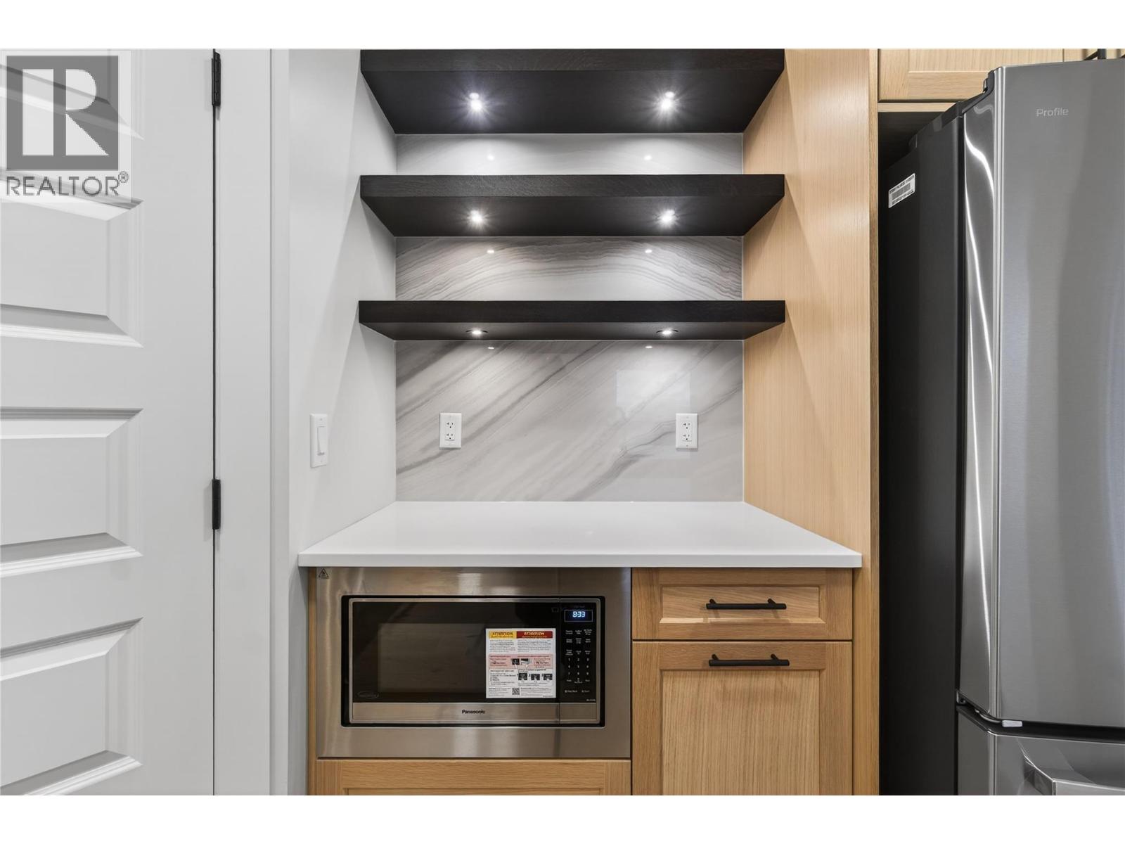 17 1840 10 Street Southwest, Salmon Arm