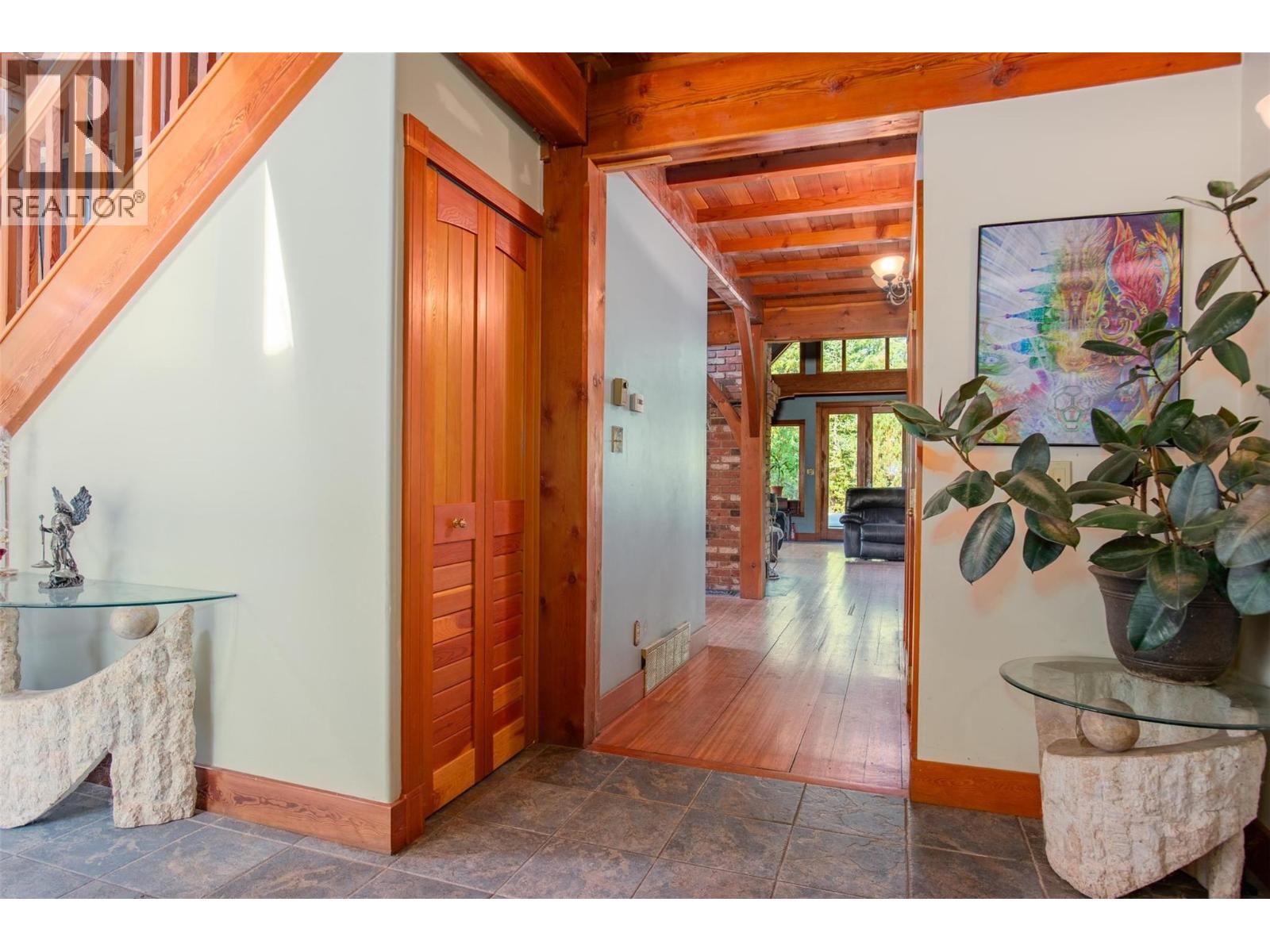 2496 Pass Creek Road - Photo 3 of 47, Pass Creek, British Columbia