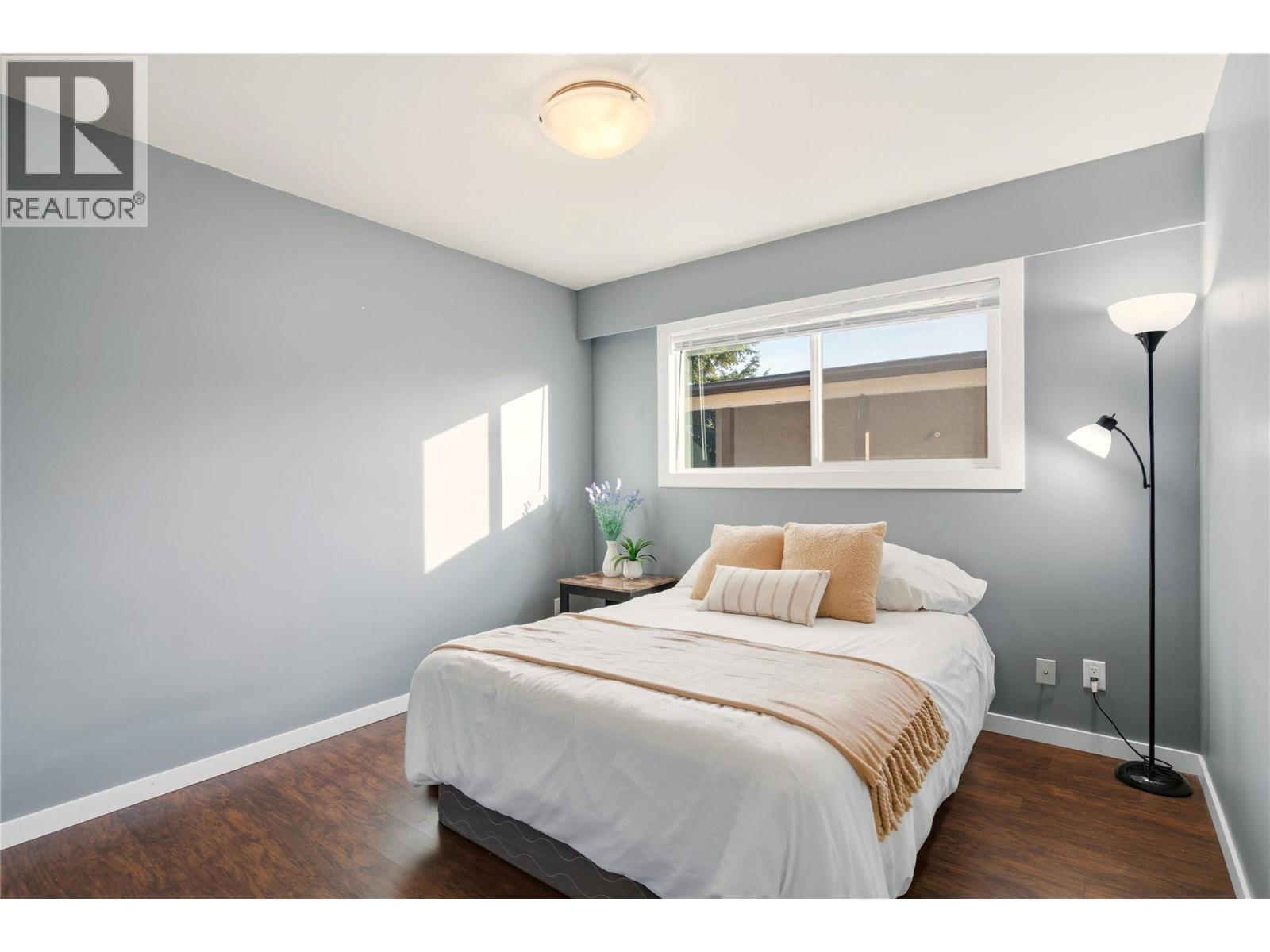 1497 Lombardy Square, Kelowna