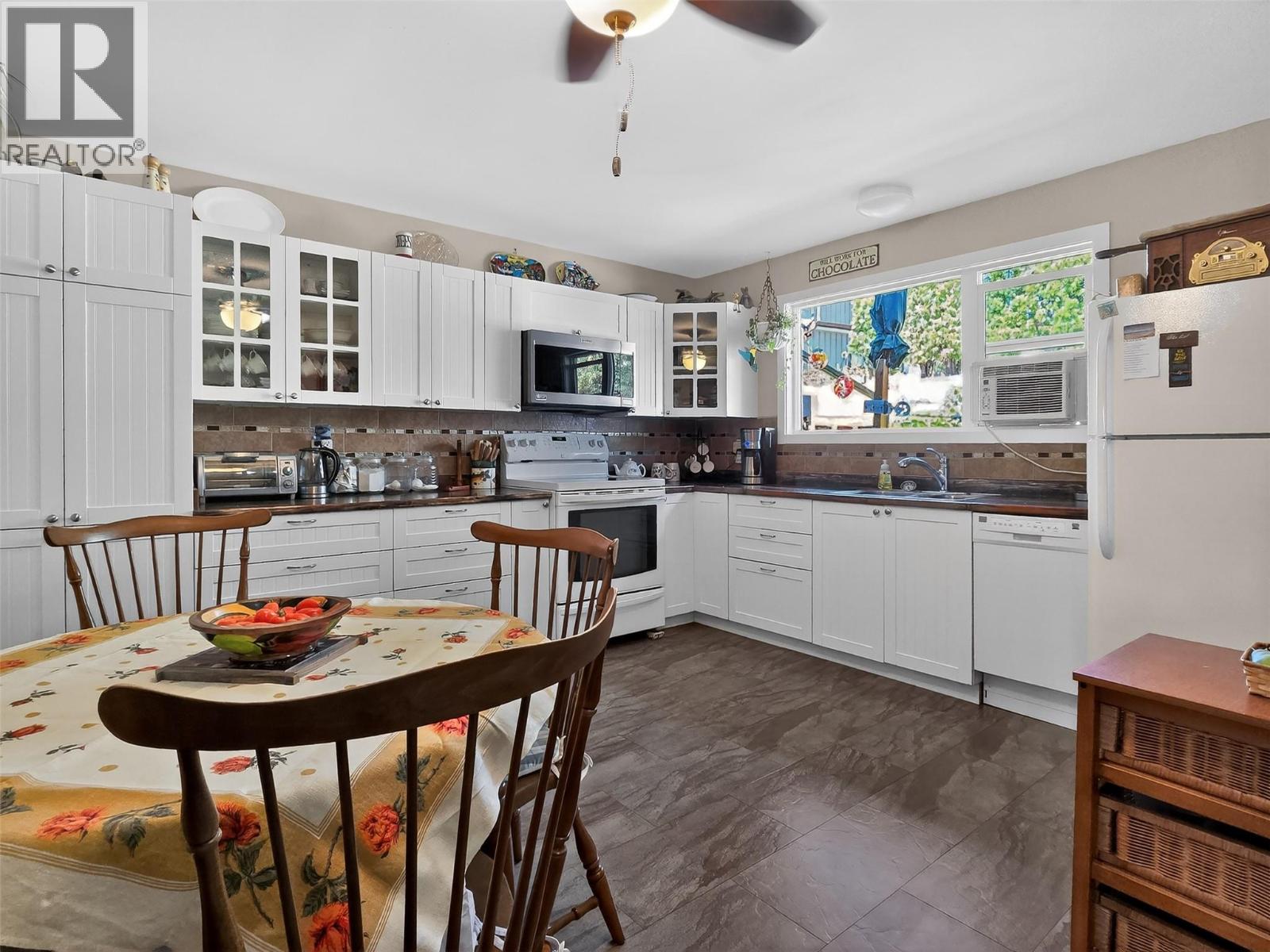 201 CORNWALL Place, Ashcroft