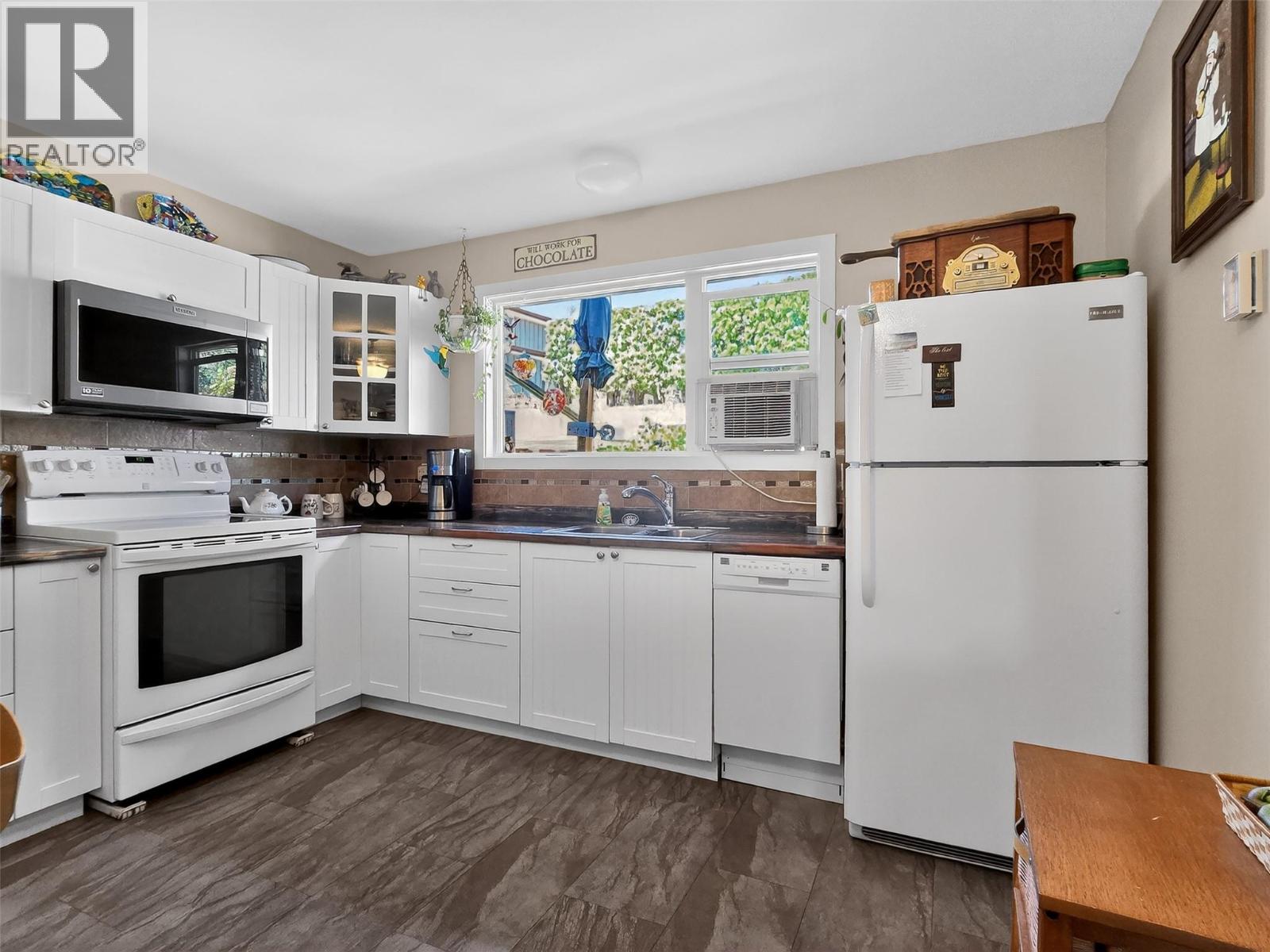 201 CORNWALL Place, Ashcroft