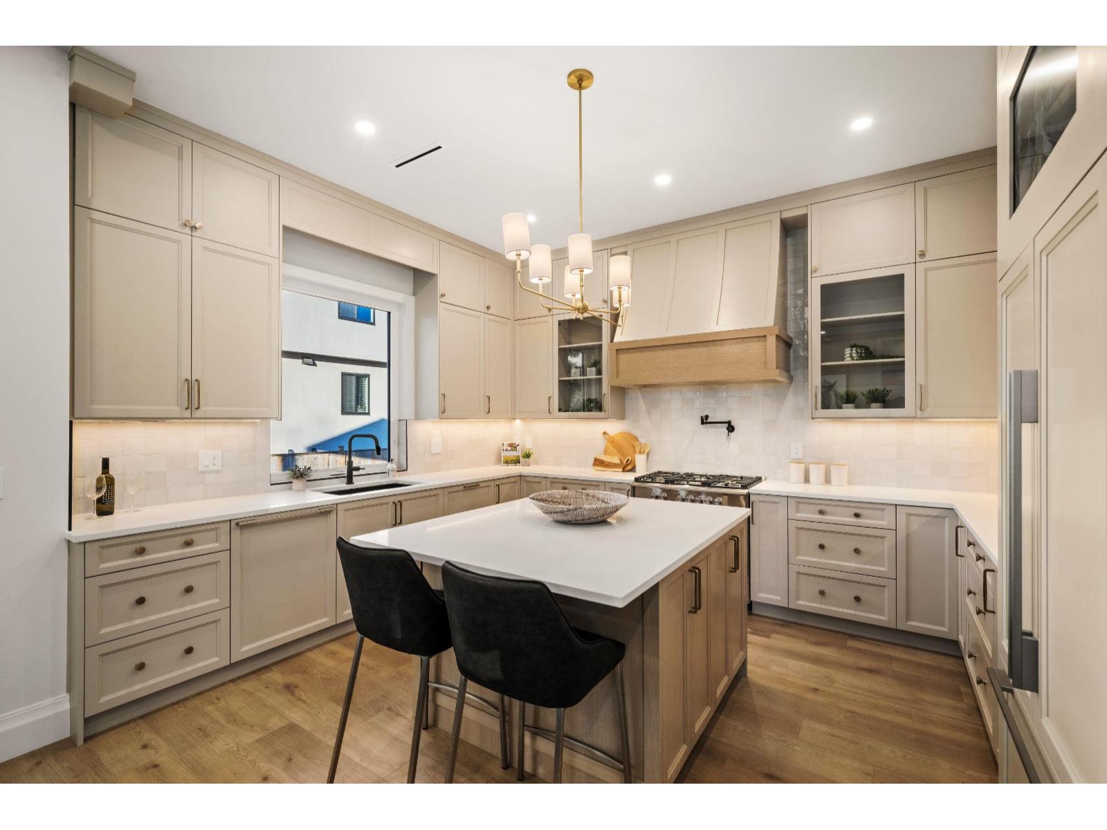 102 18171 59 AVENUE, Surrey