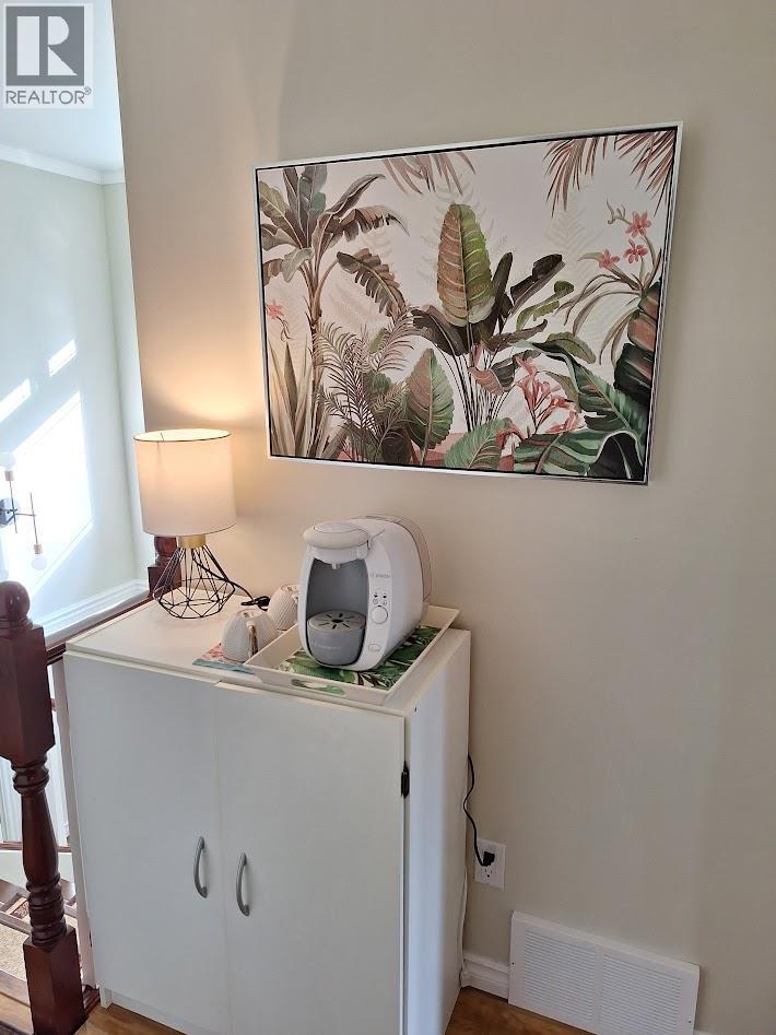 328 Dunlevy Road, Clearwater