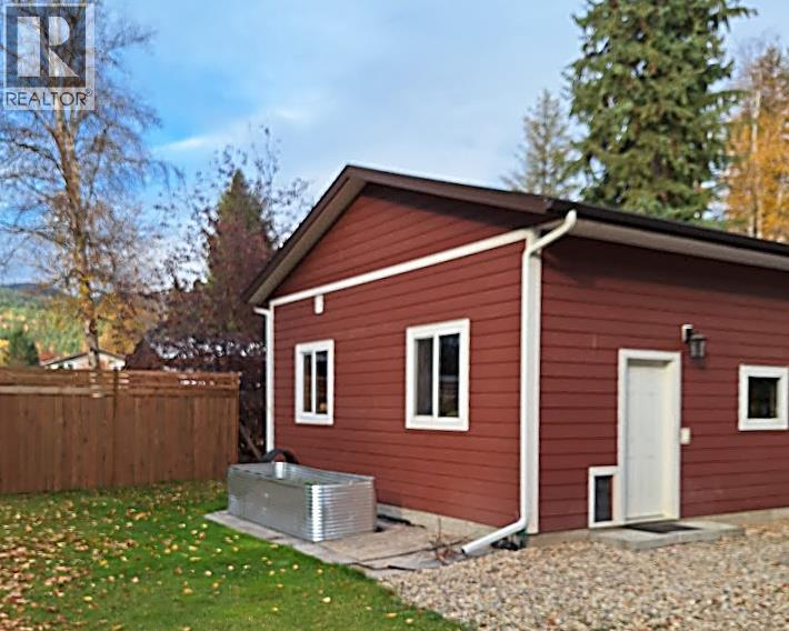 328 Dunlevy Road, Clearwater