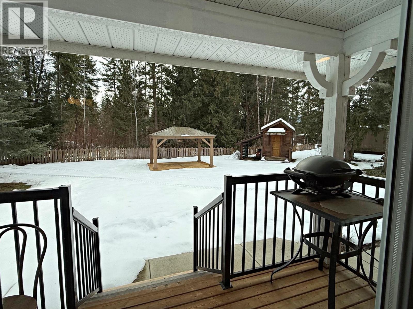 328 Dunlevy Road, Clearwater