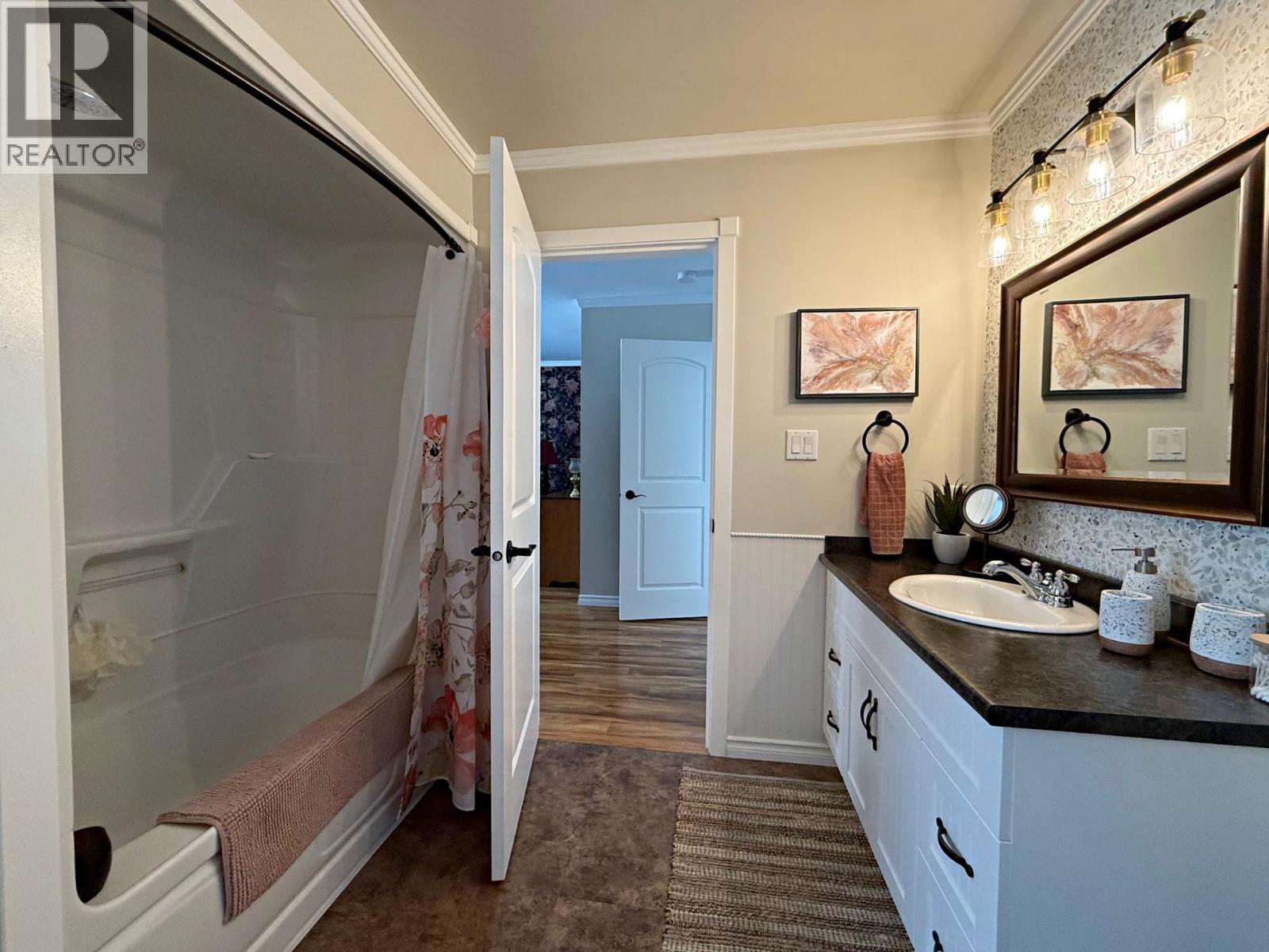 328 Dunlevy Road, Clearwater