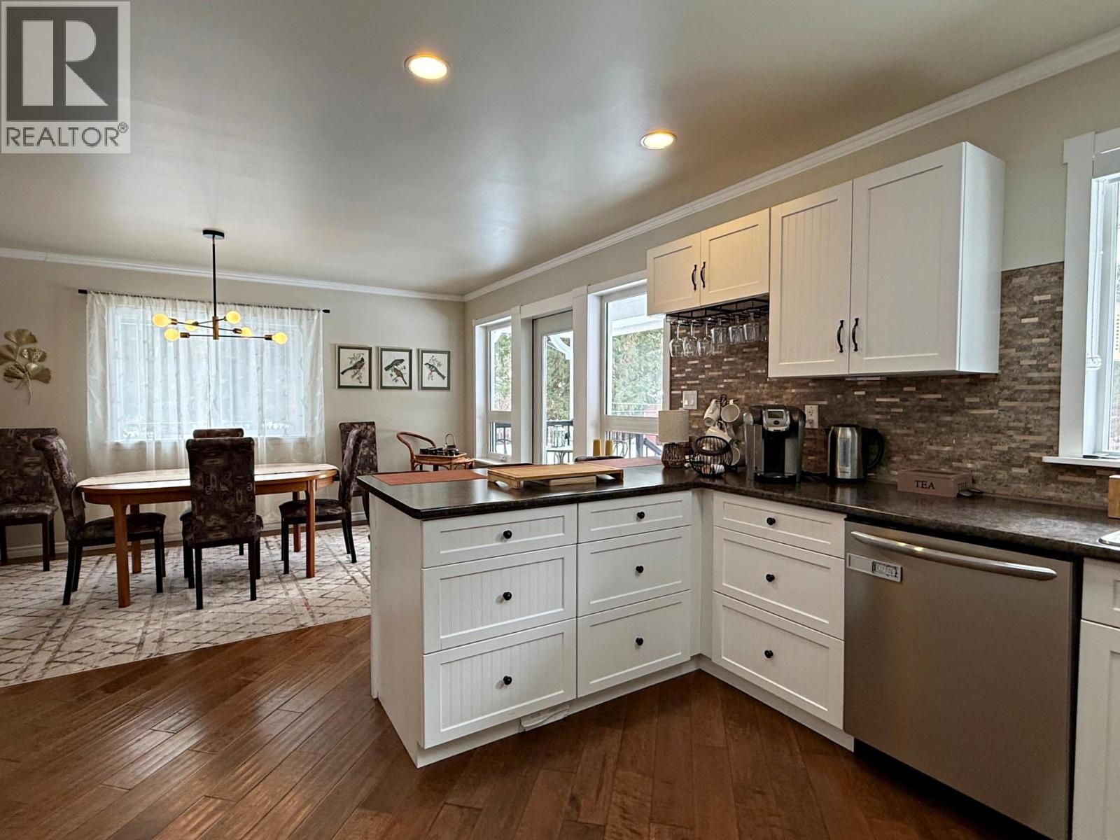 328 Dunlevy Road, Clearwater