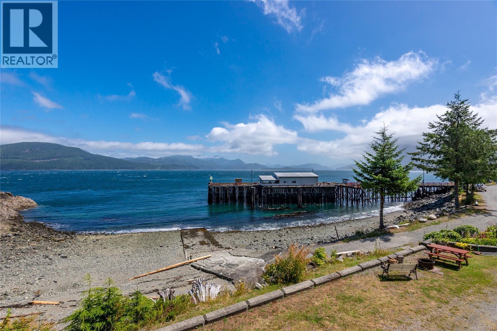 23 Sayward Rd - 21