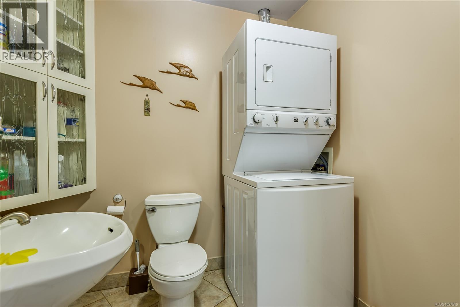 23 Sayward Rd - 32