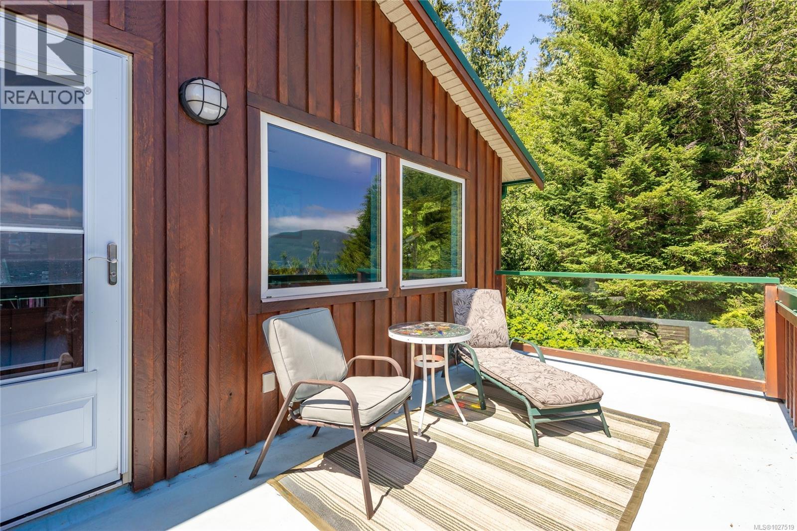 23 Sayward Rd - 36