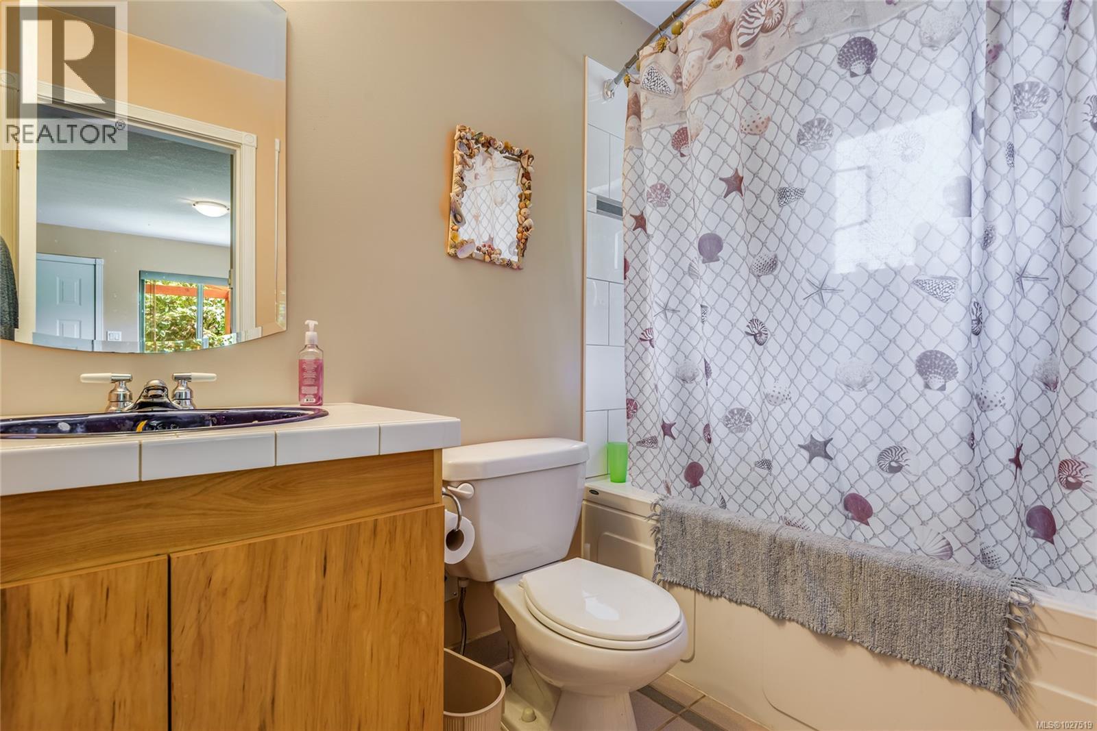 23 Sayward Rd - 39
