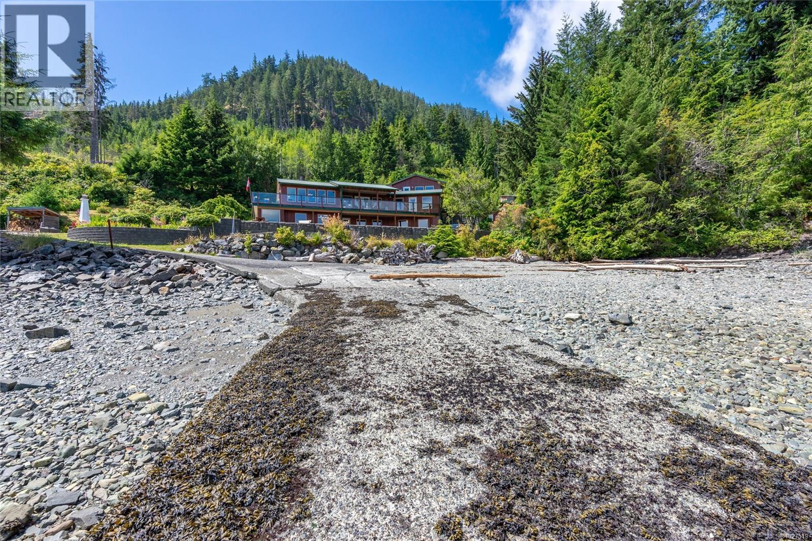 23 SAYWARD RD - 54