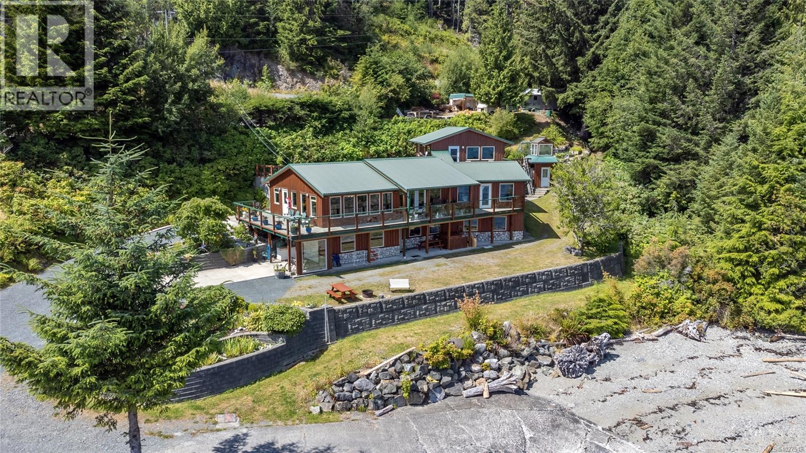 23 Sayward Rd - 76