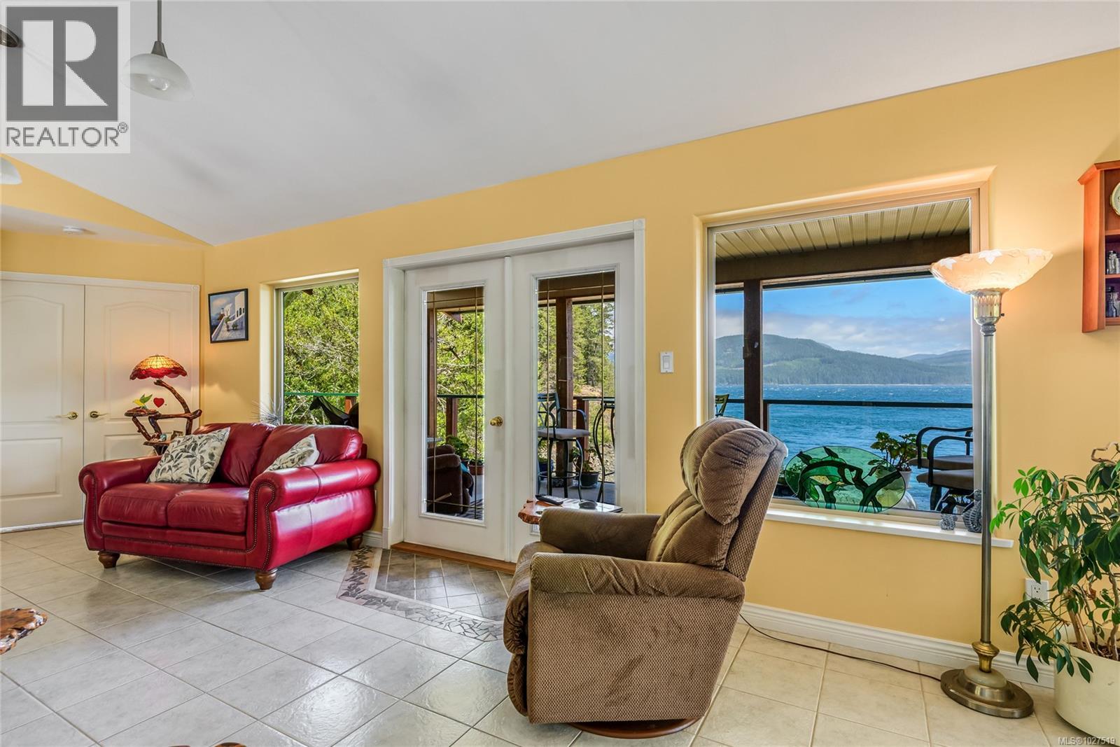 23 Sayward Rd - 9