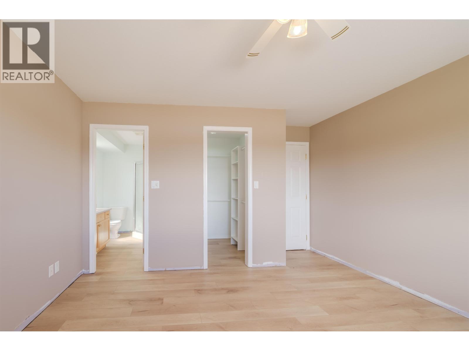 5526 LAKESIDE COURT - 11