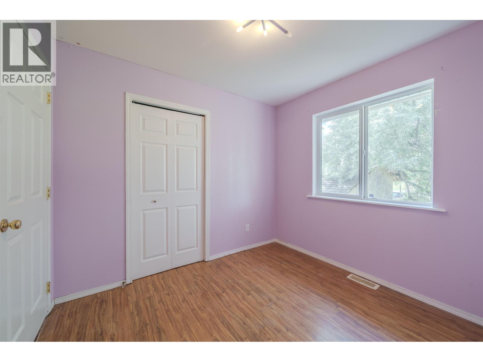 5526 LAKESIDE COURT - 15