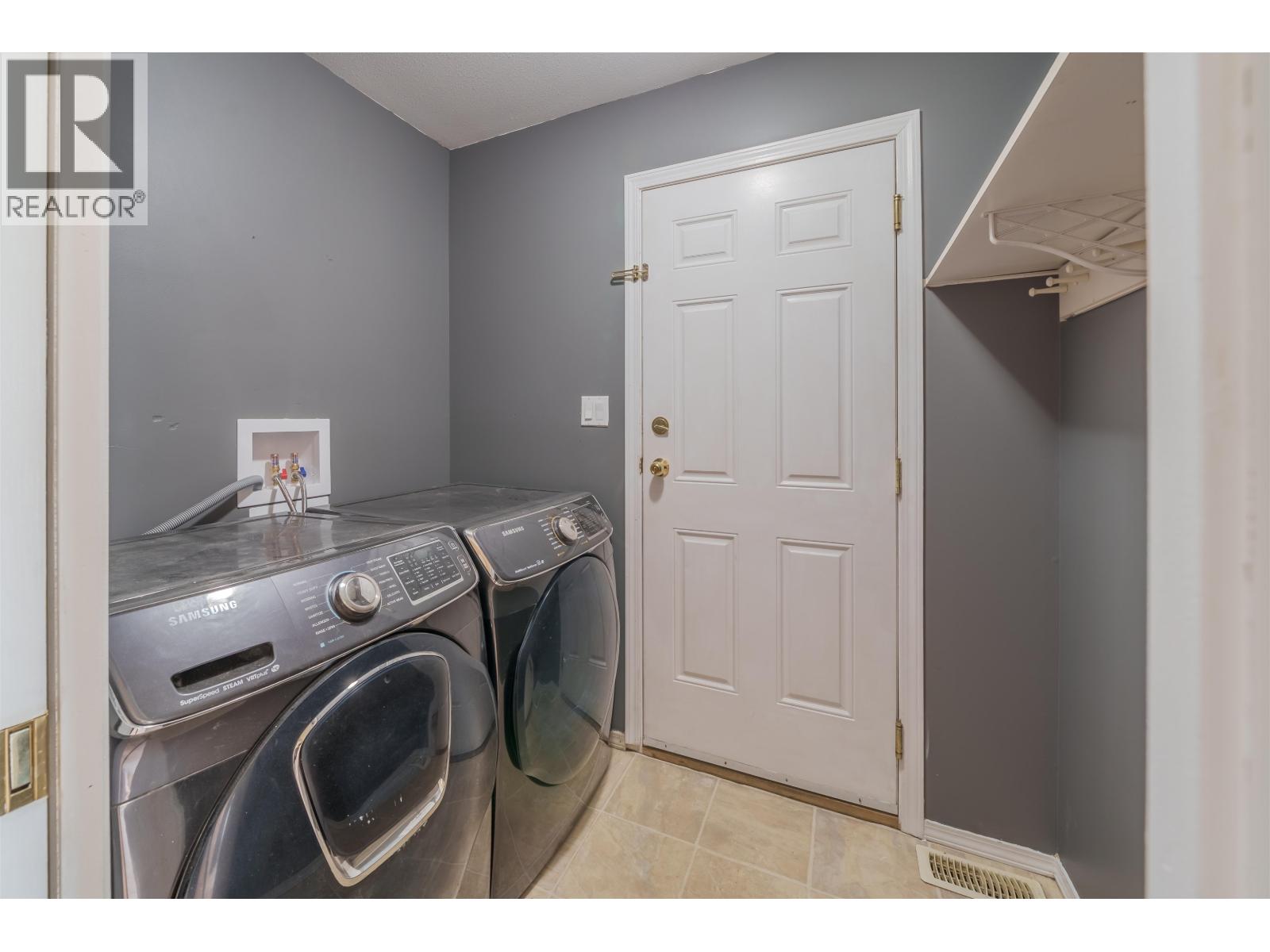 5526 LAKESIDE COURT - 17