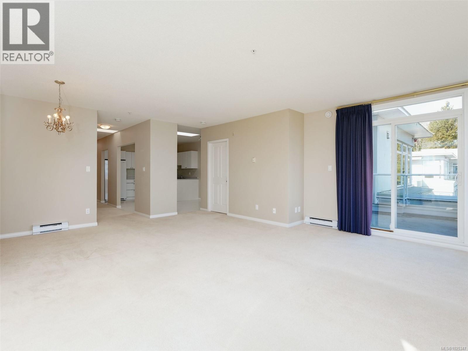 505 5110 Cordova Bay Road, Saanich