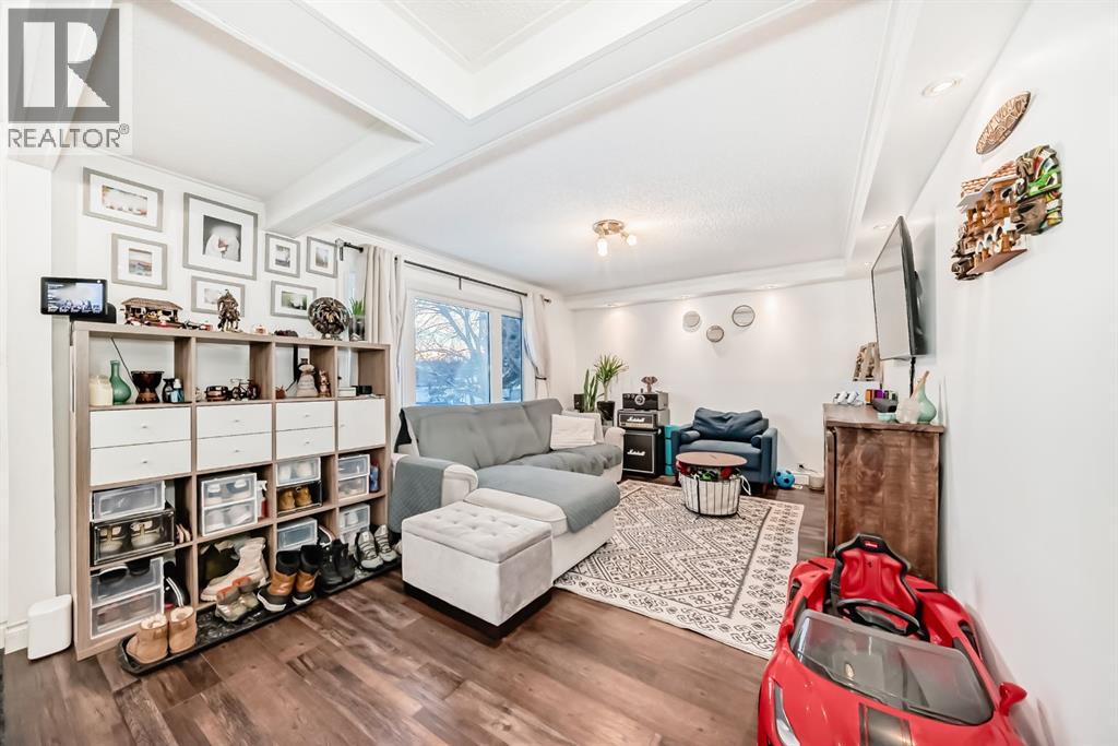 Single Family House Bungalow for Sale in  Huntstrom Drive NE Huntington Hills Calgary 