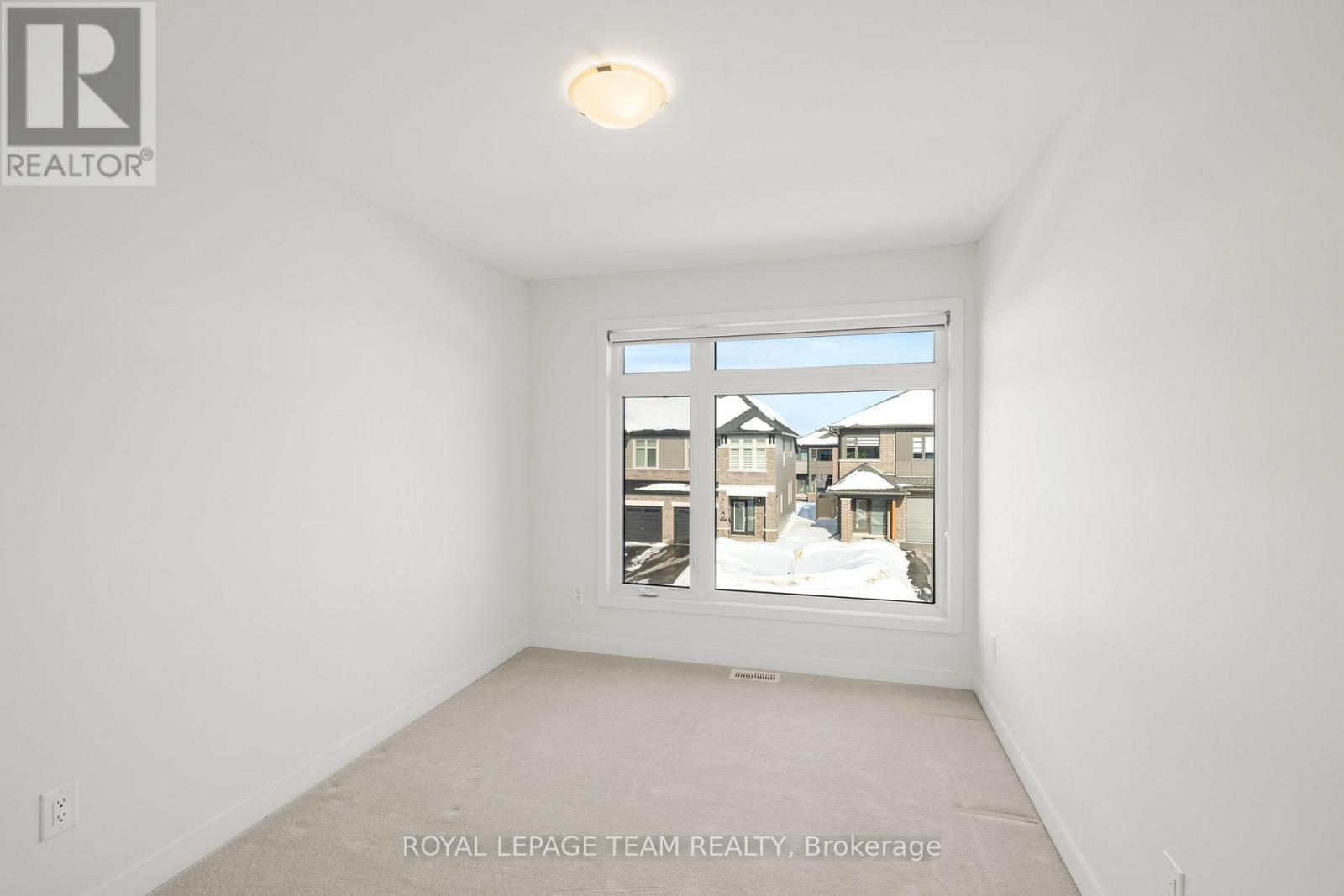 222 TRUMPETER GROVE - 21