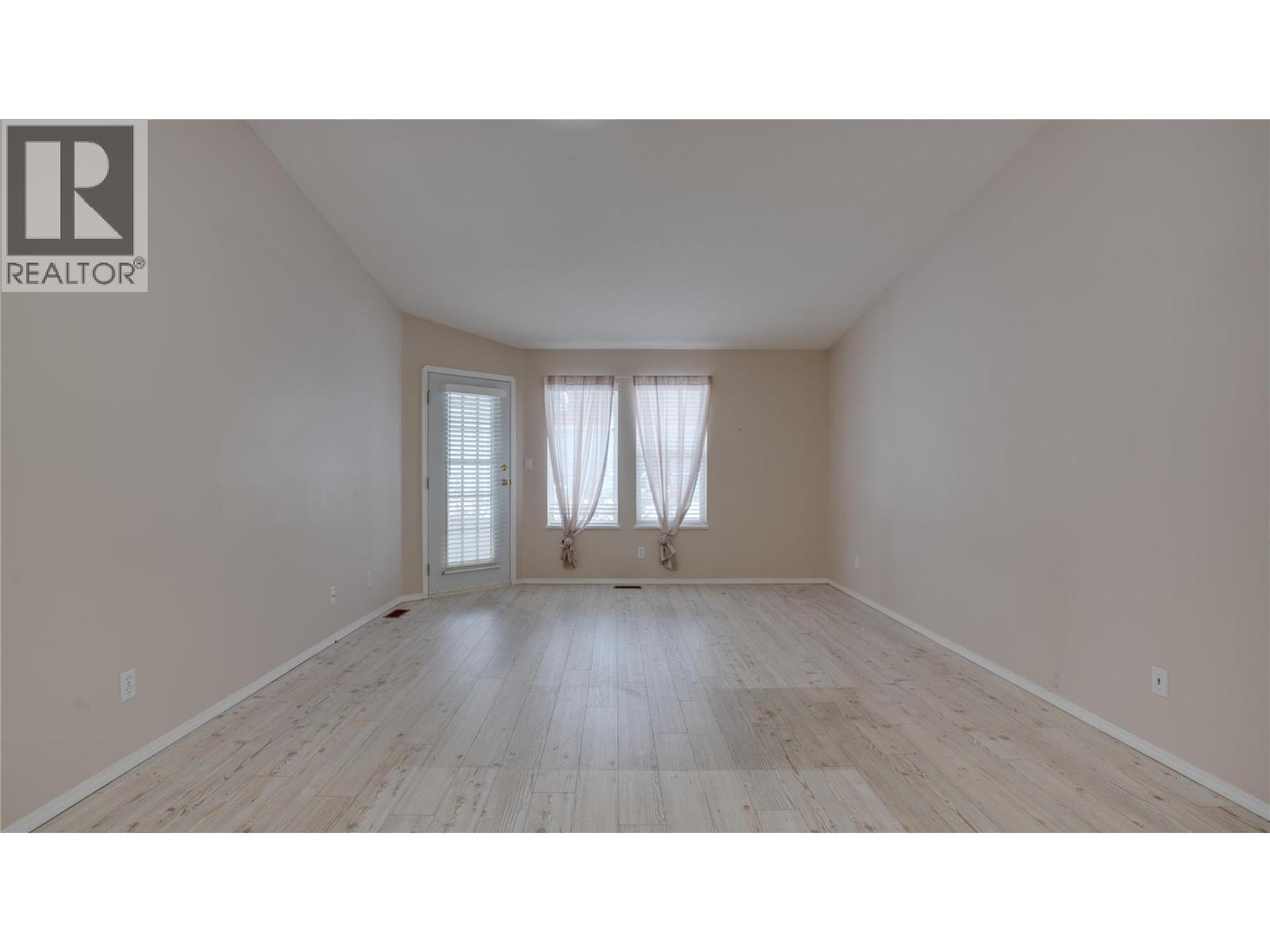 501 Kildonan Avenue Unit# 11, Enderby