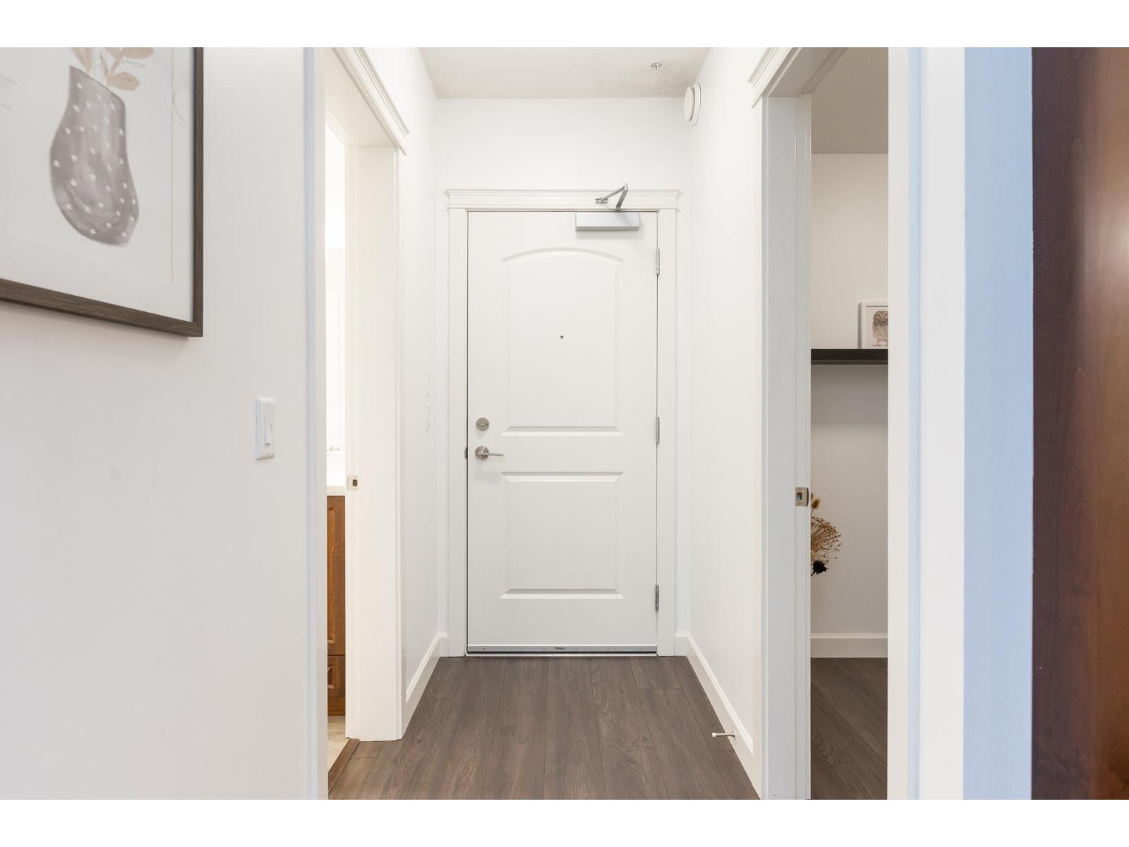 A102 20716 WILLOUGHBY TOWN CENTRE DRIVE