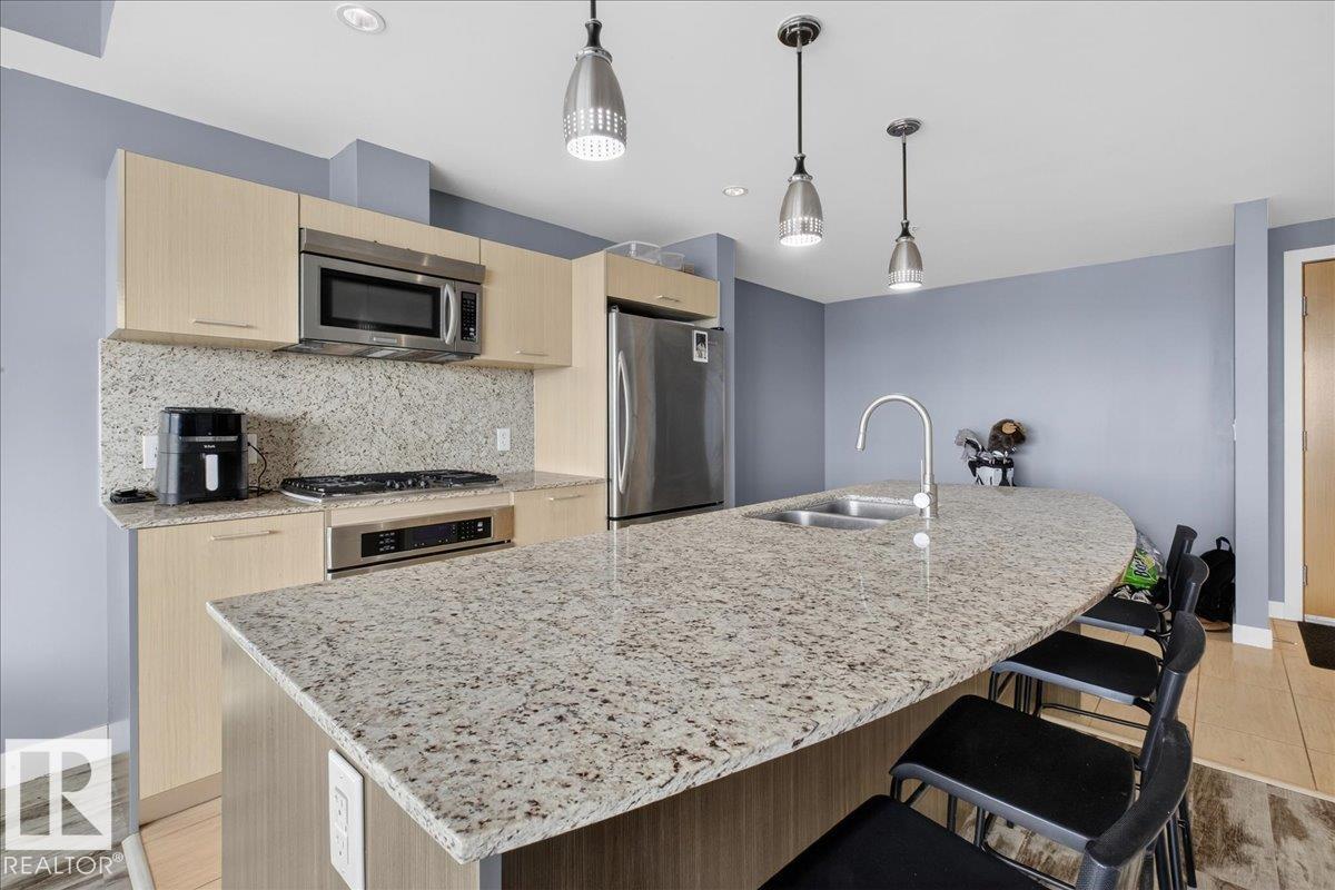 #301 2504 109 ST NW - 15