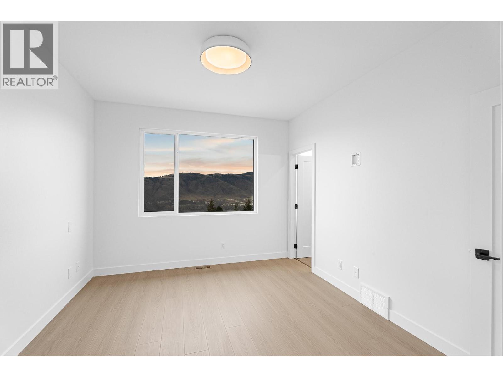 2400 Coldwater Drive Unit# 137, Kamloops