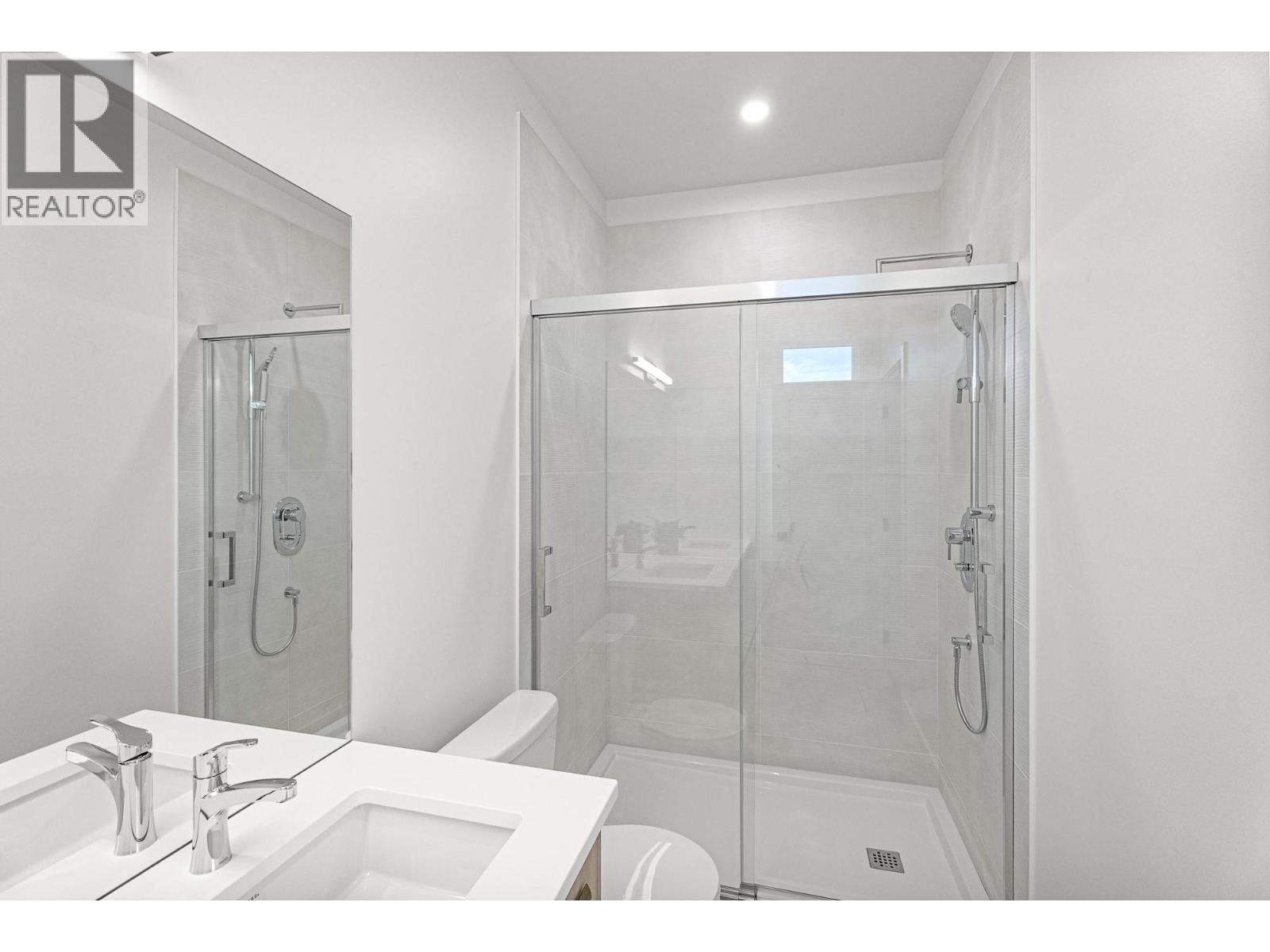 2400 Coldwater Drive Unit# 137, Kamloops