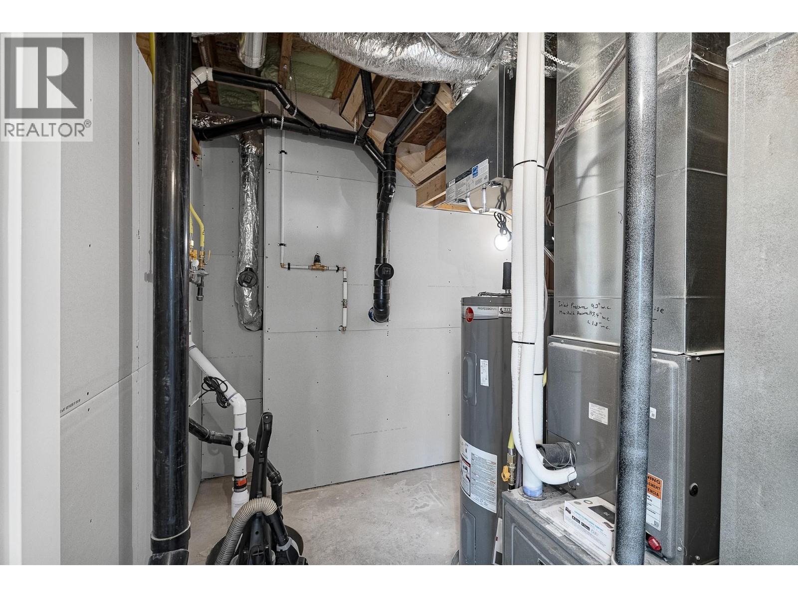 2400 Coldwater Drive Unit# 137, Kamloops