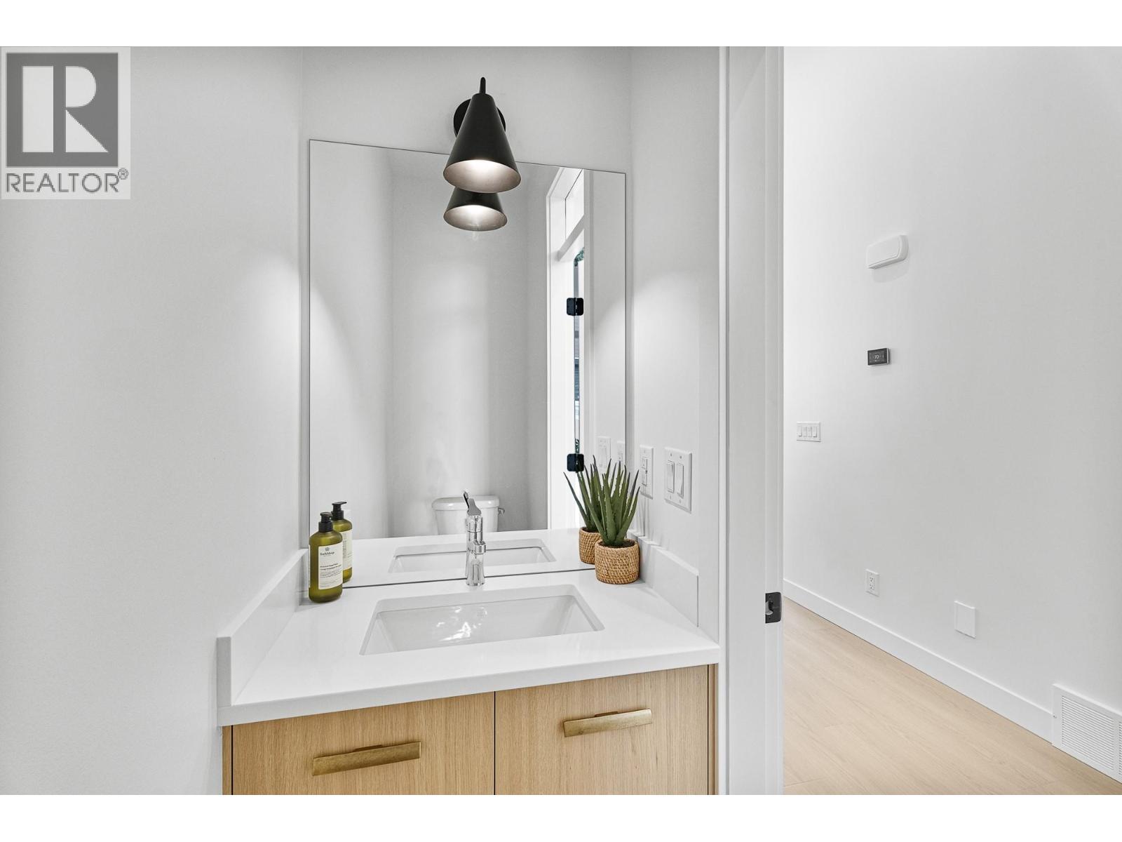 2400 Coldwater Drive Unit# 137, Kamloops