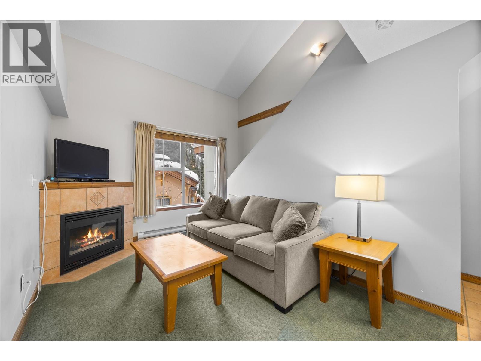 3160 Creekside Way Unit# 307, Sun Peaks