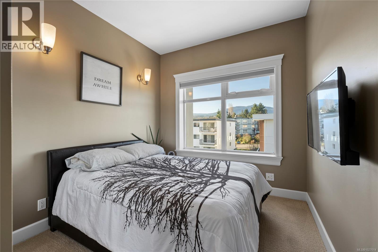 401 225 Rosehill St, Nanaimo